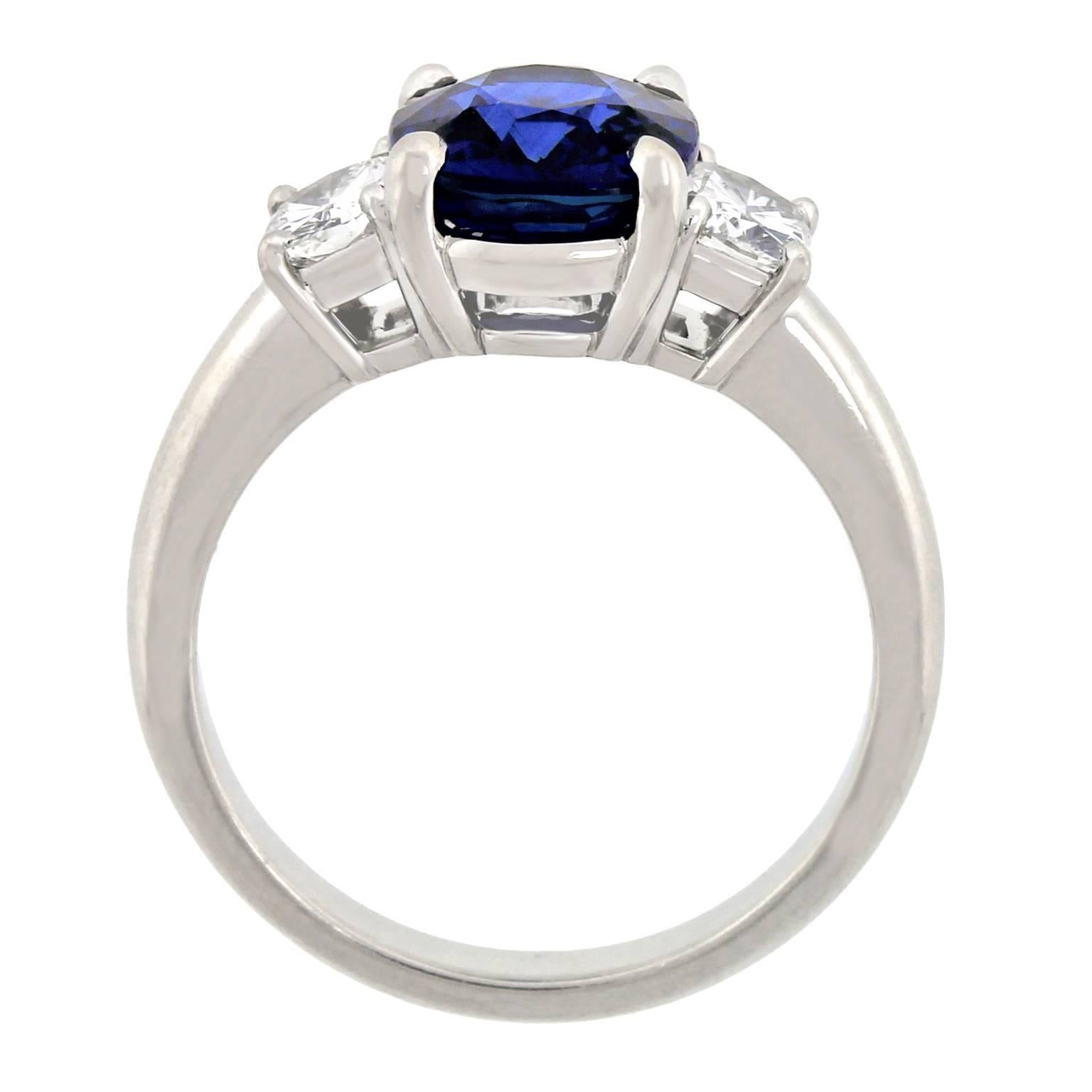 2.50 Carat Sapphire, Diamond and Platinum Ring GIA Certified 5