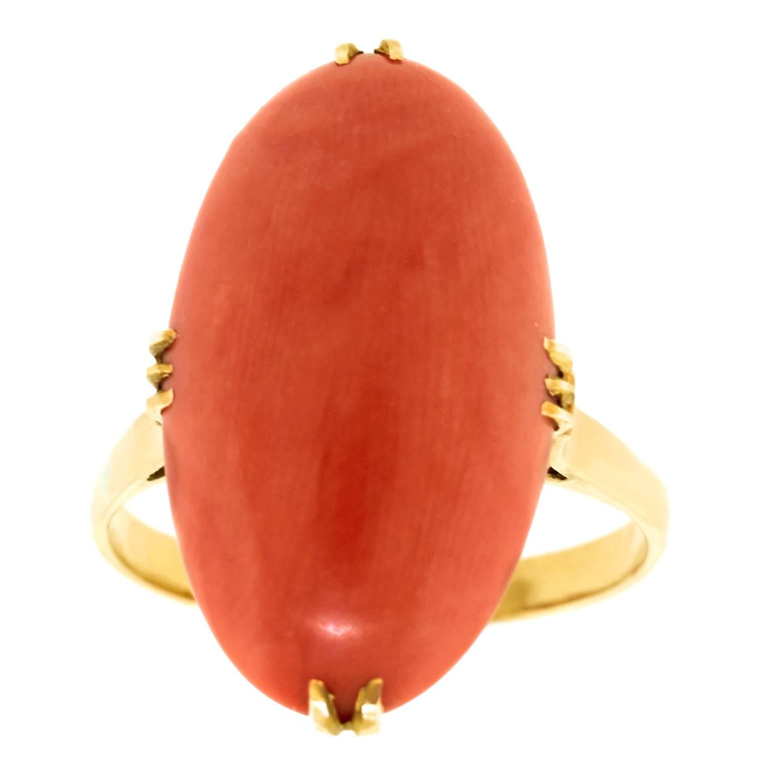 Fabulous Fifties Coral Cabochon Gold Ring