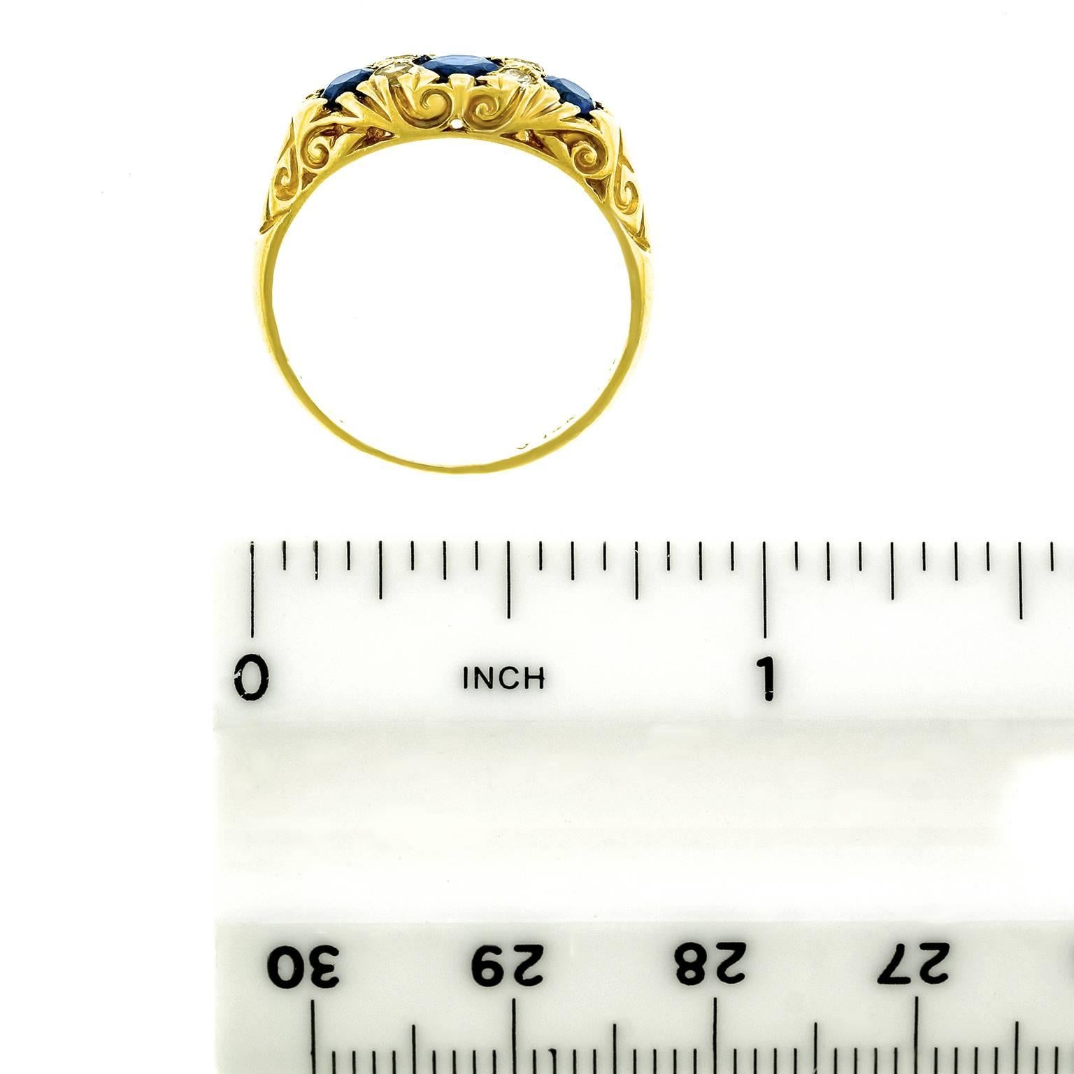 Classic Sapphire Diamond Gold Ring 2