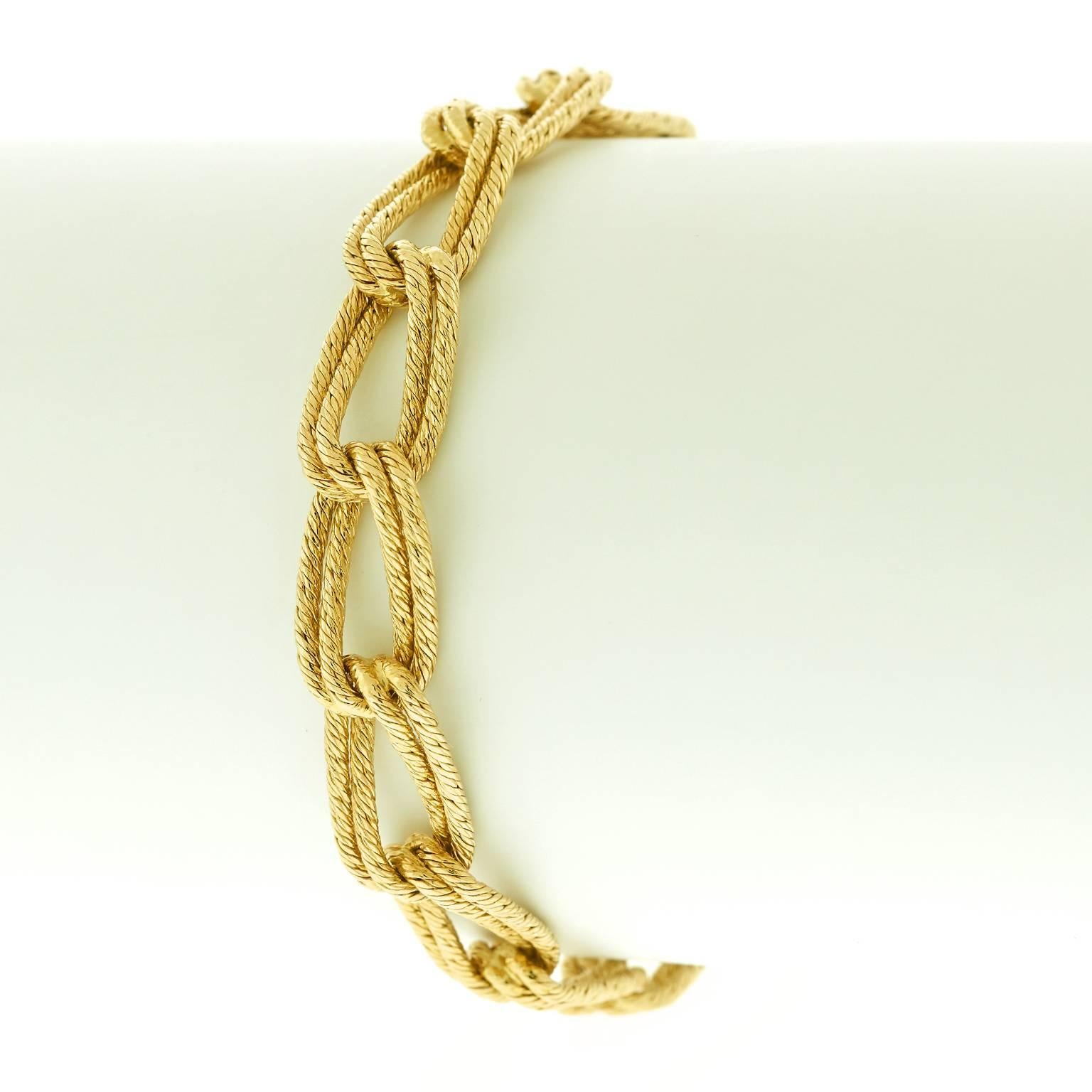 1960s Gubelin Double Link Twisted Cable Gold Bracelet In Excellent Condition In Litchfield, CT