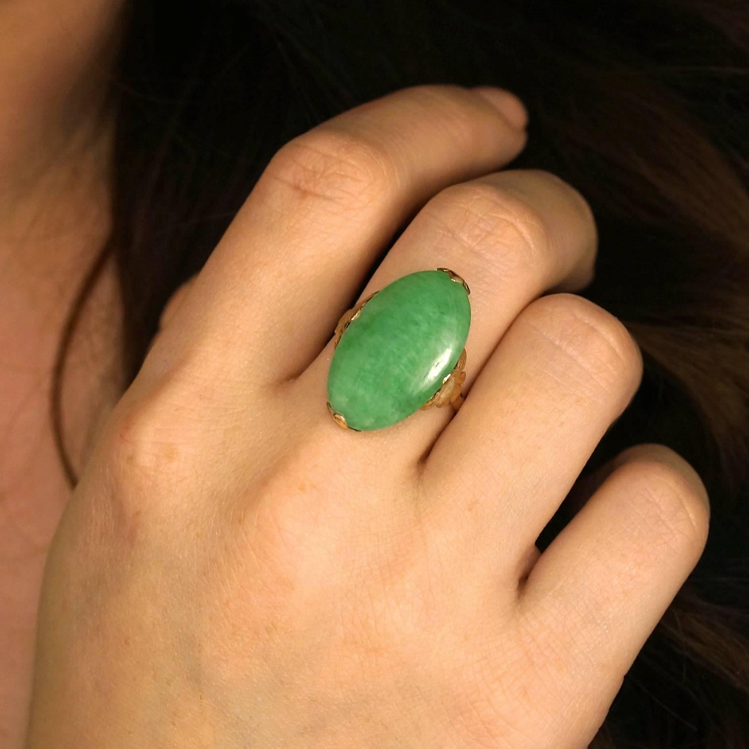 Women's Art Deco Natural  Cabochon Jade  Gold Ring GIA Report