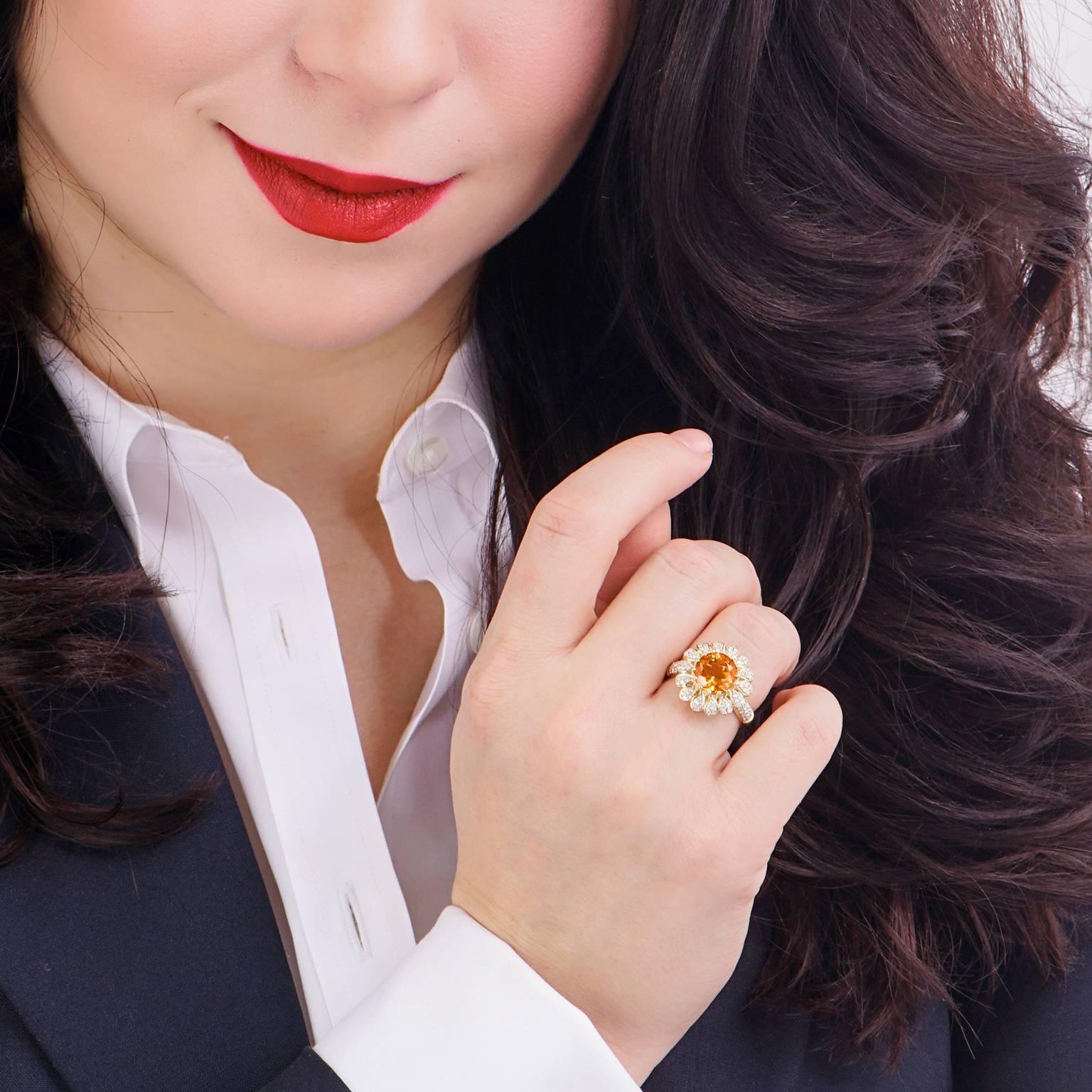 Women's Charming Citrine Diamond Gold Ring