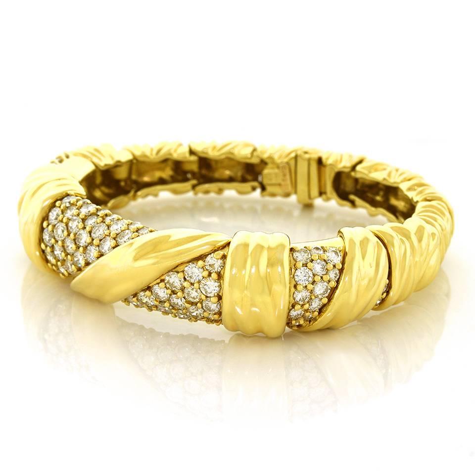 Fabulous Jose Hess Diamond-Set Gold Bracelet In Excellent Condition In Litchfield, CT