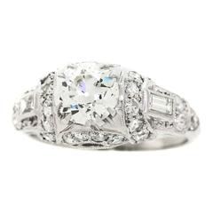 Art Deco Diamond and Platinum Engagement Ring 8