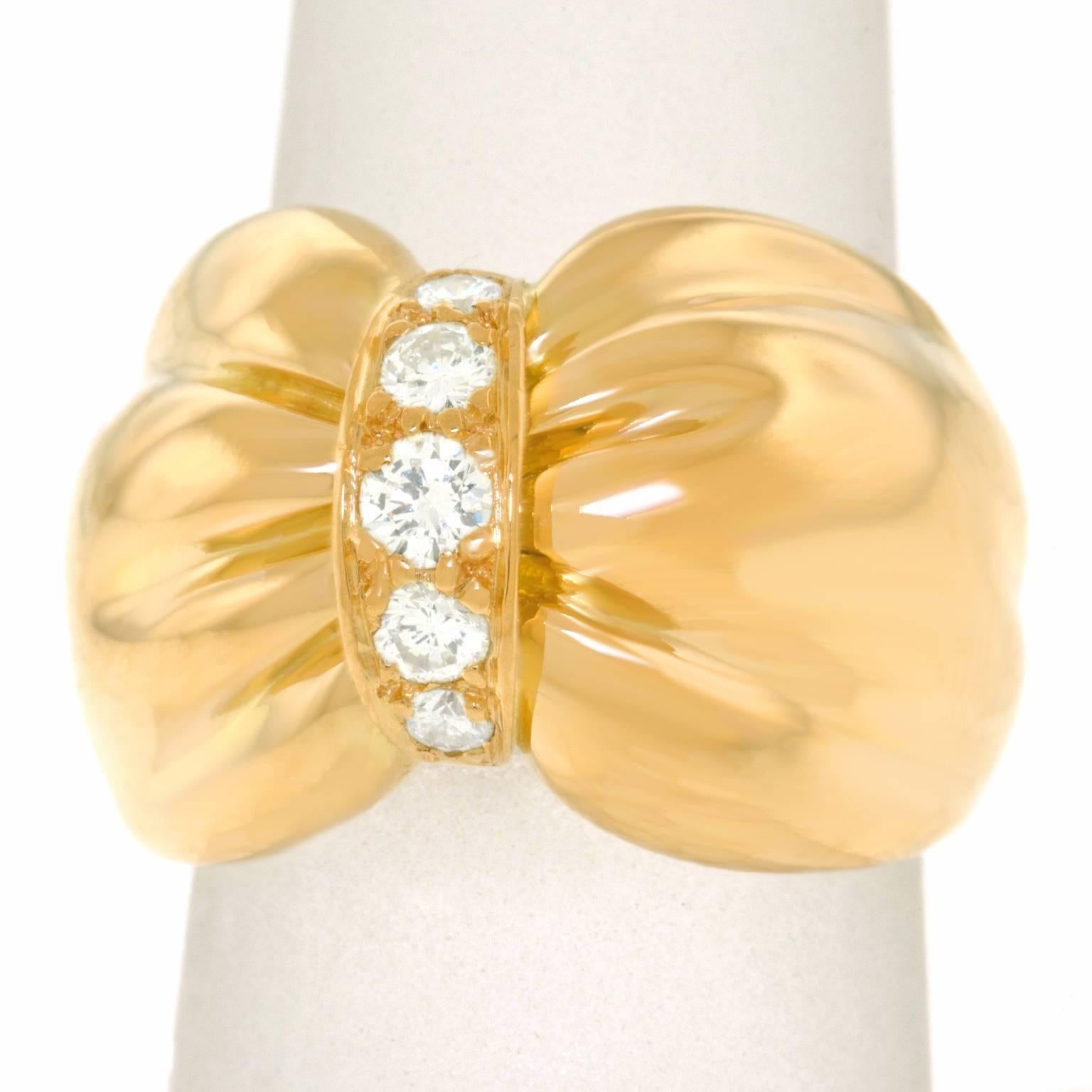 Van Cleef & Arpels Diamond Set Yellow Gold Ring 4