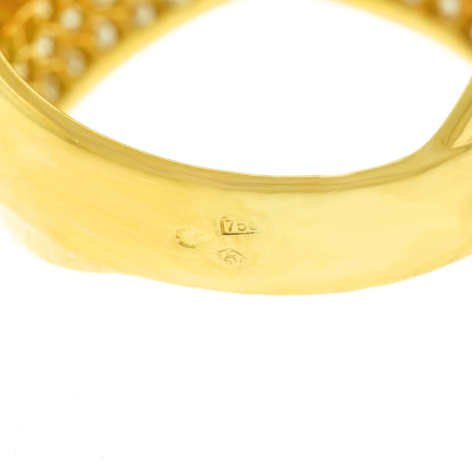 Sixties Diamond Crossover Gold Ring 1