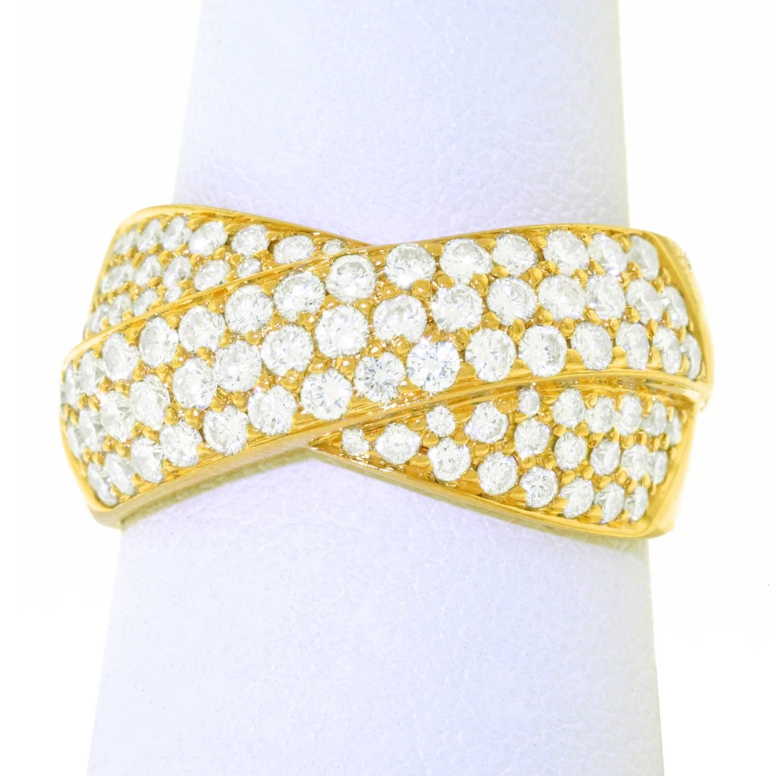 Sixties Diamond Crossover Gold Ring 3