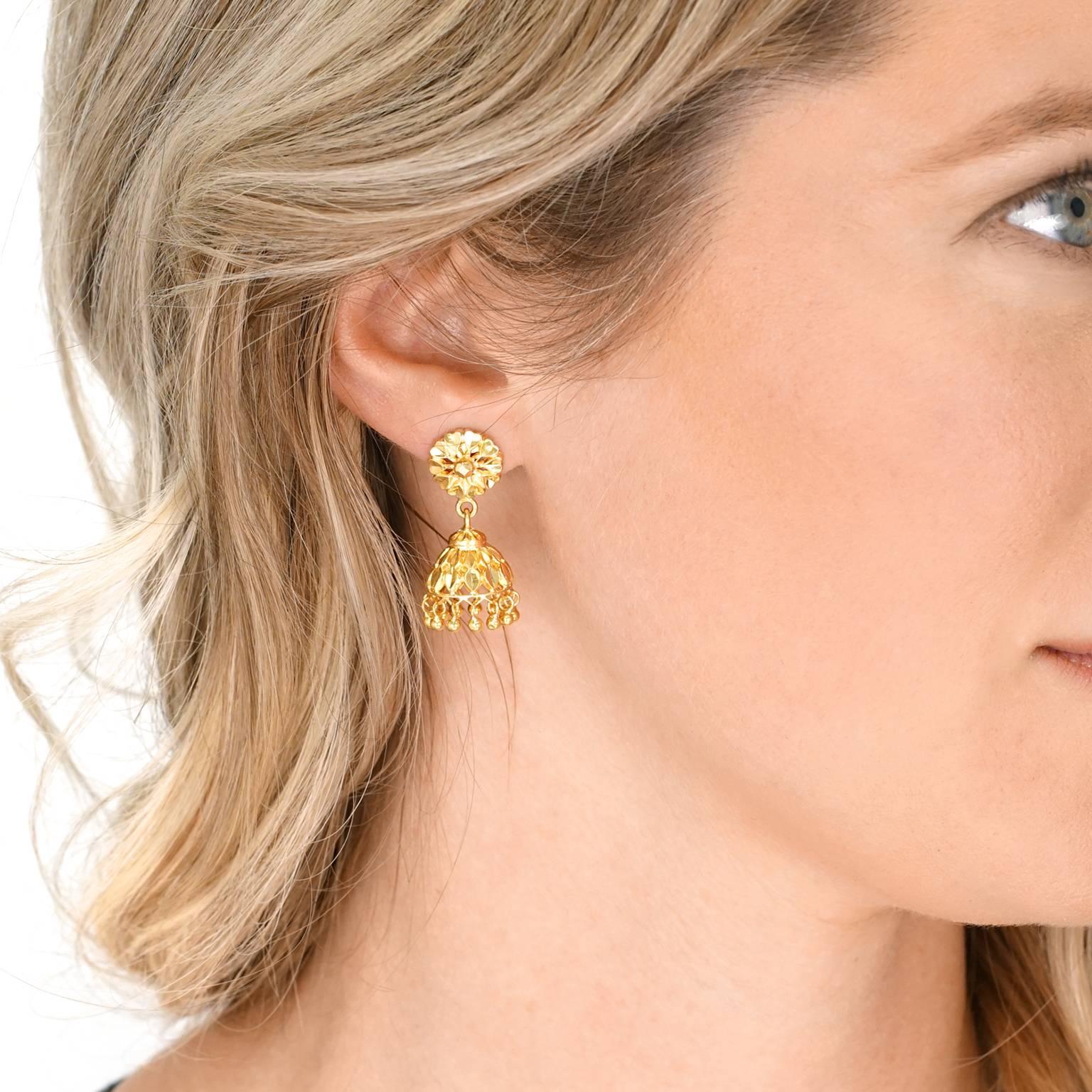 22 karat gold earrings