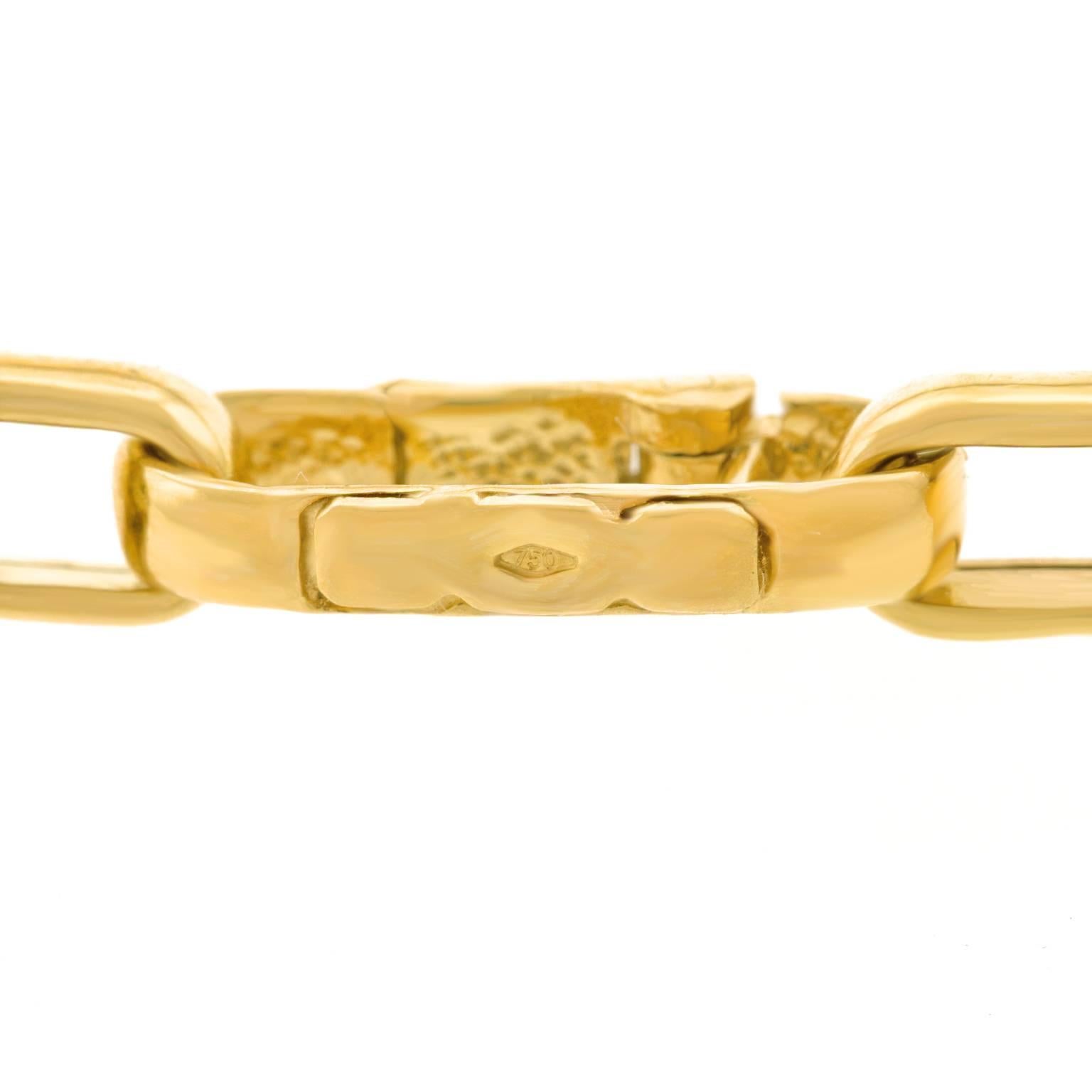 Gold Link Necklace 1