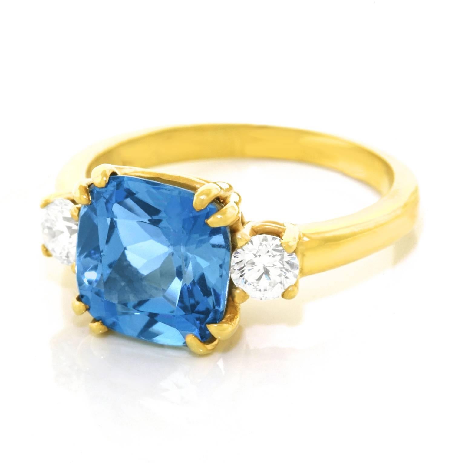 Spectacular Aquamarine Diamond Gold Ring In Excellent Condition In Litchfield, CT