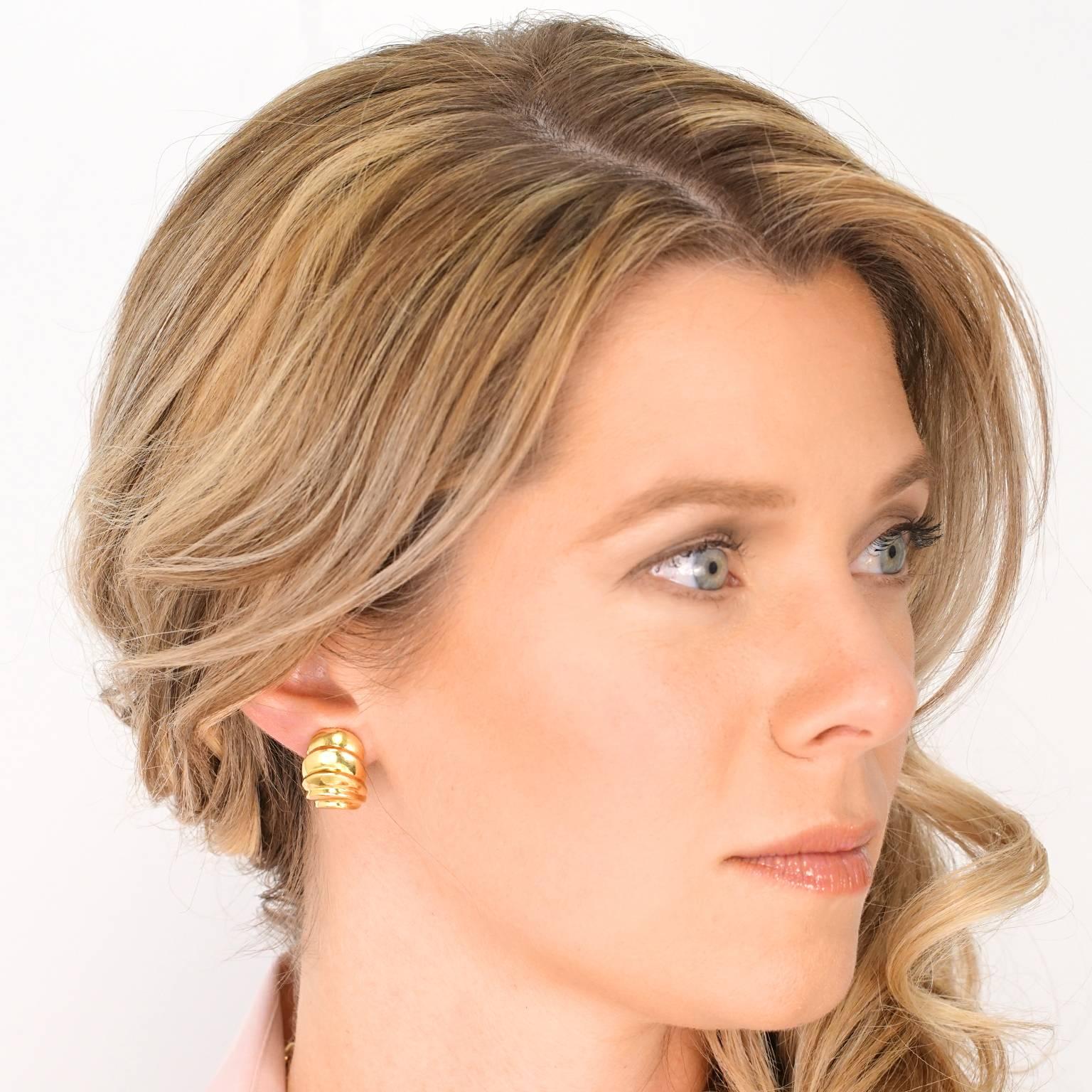 Women's Gubelin Gold Earrings