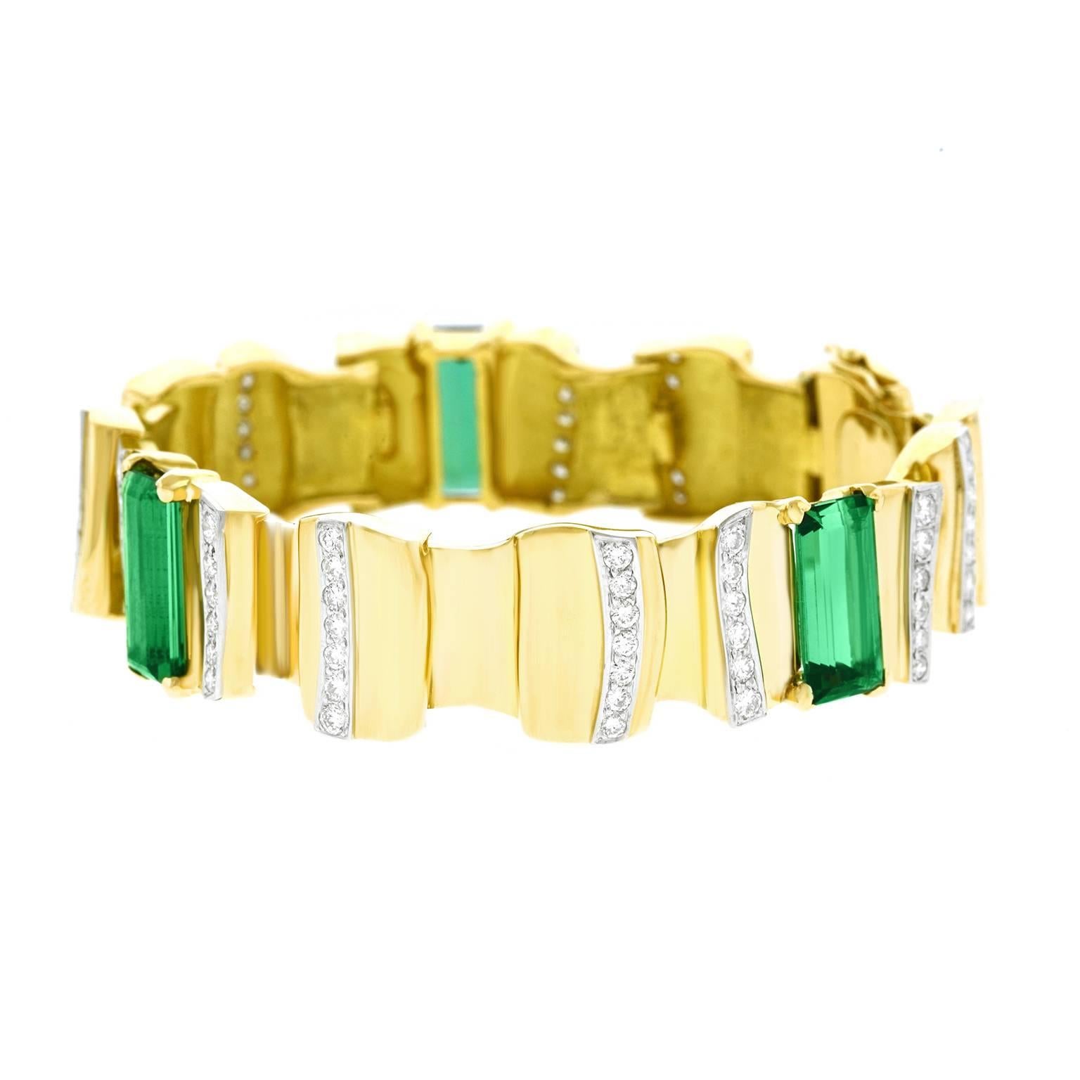 Abstract Tourmaline and Diamond Set Gold Bracelet In Excellent Condition In Litchfield, CT