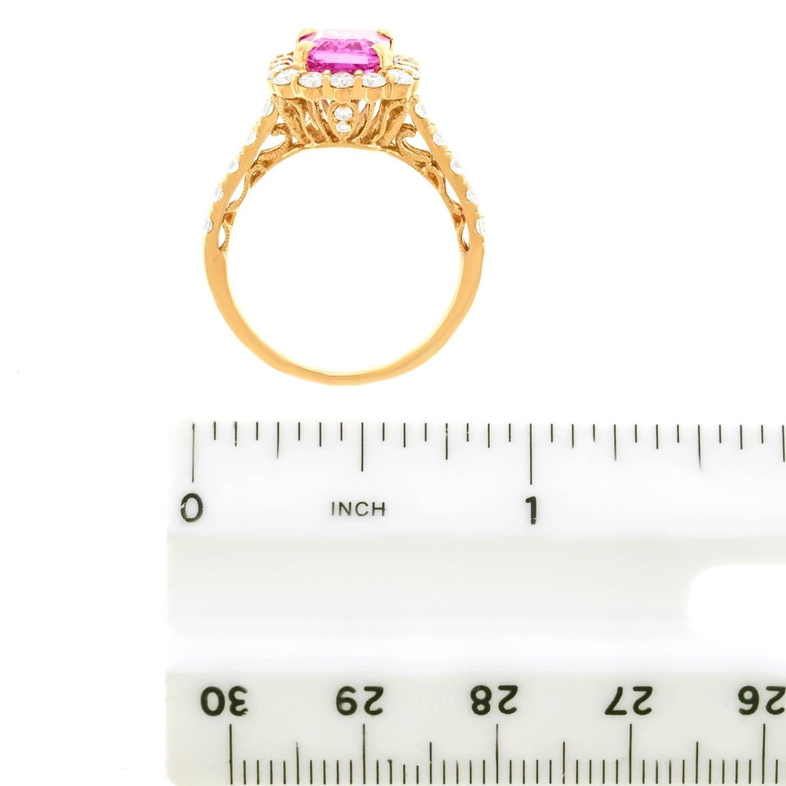 Spectacular 2.94 Carat Pink Sapphire and Diamond Set Gold Ring 2