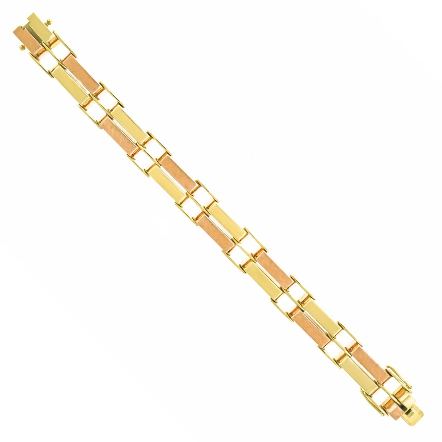 Brilliantly Modern Retro 1940s Gold Bracelet In Excellent Condition In Litchfield, CT