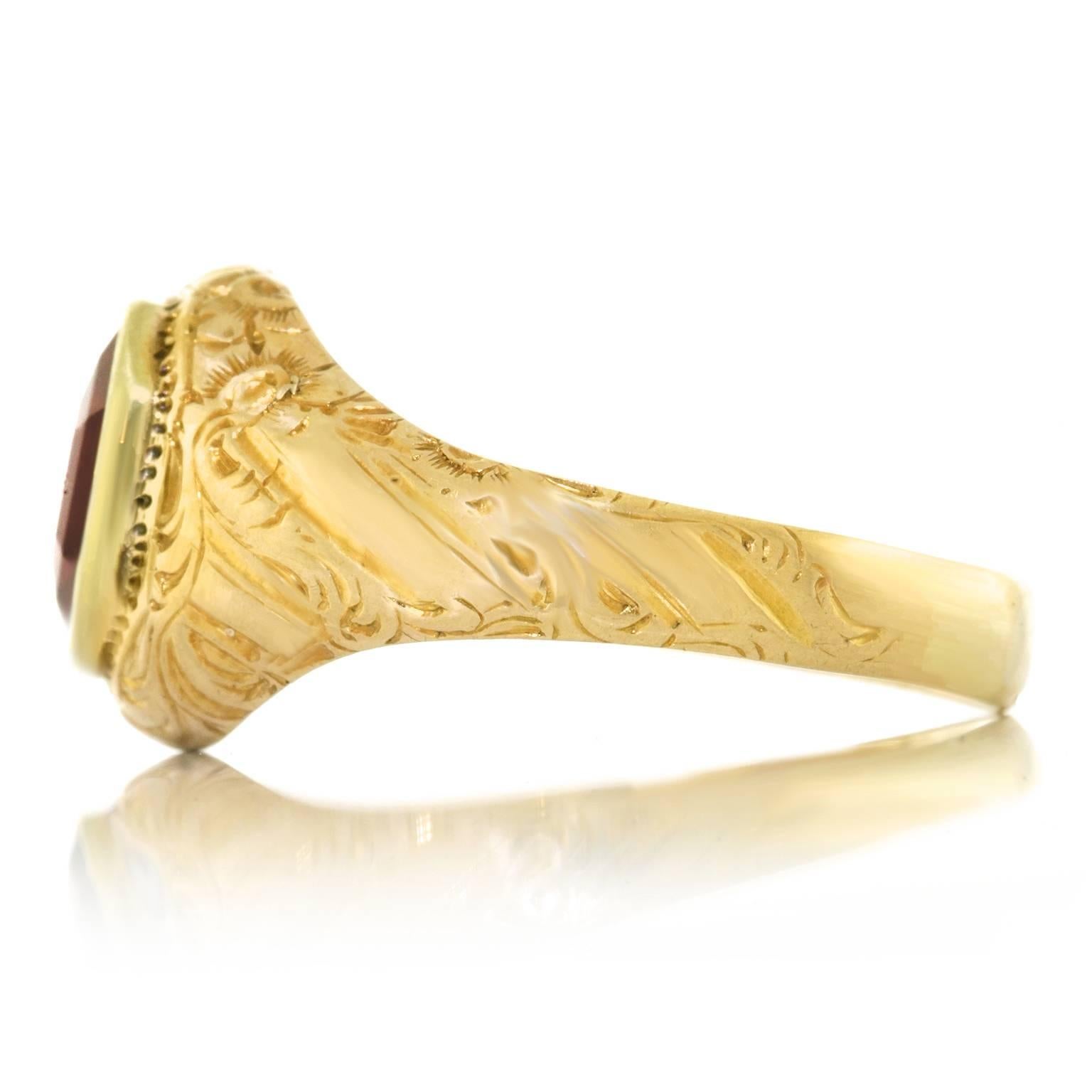 Antique Garnet Gold Ring 3