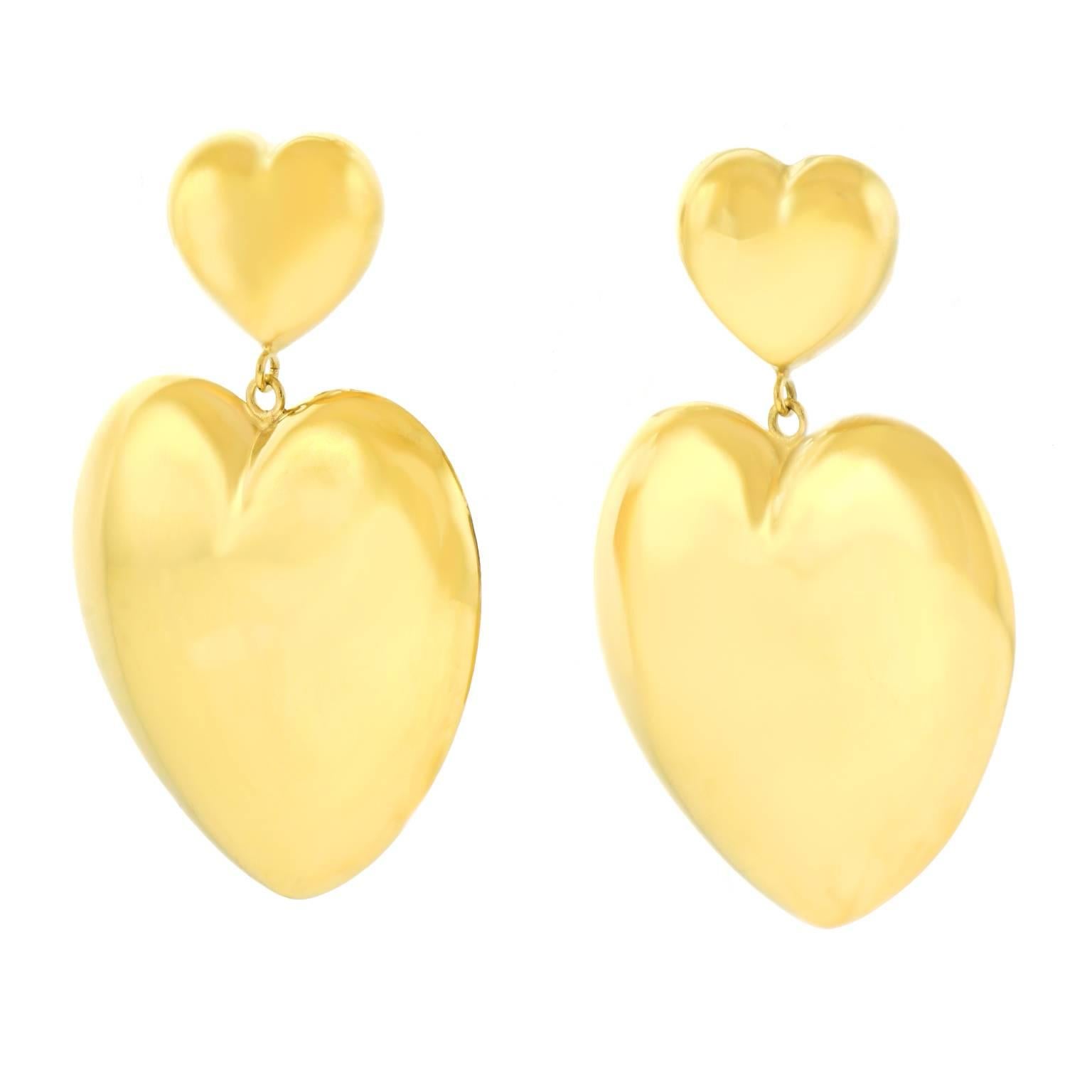 Fabulous 1980s Gold Heart Earrings In Excellent Condition In Litchfield, CT