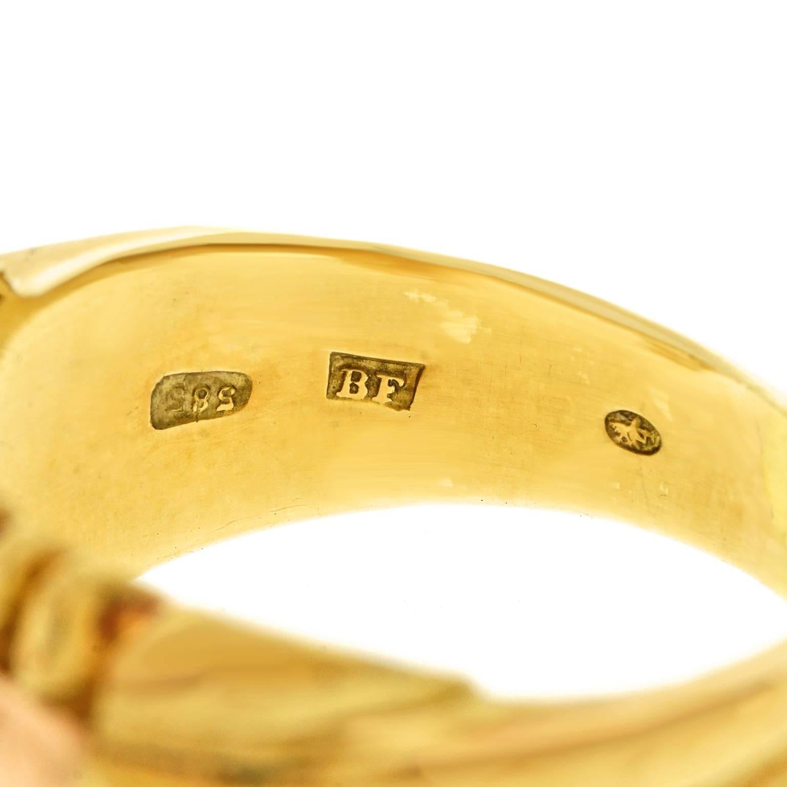 Women's or Men's Antique Gold Signet Ring