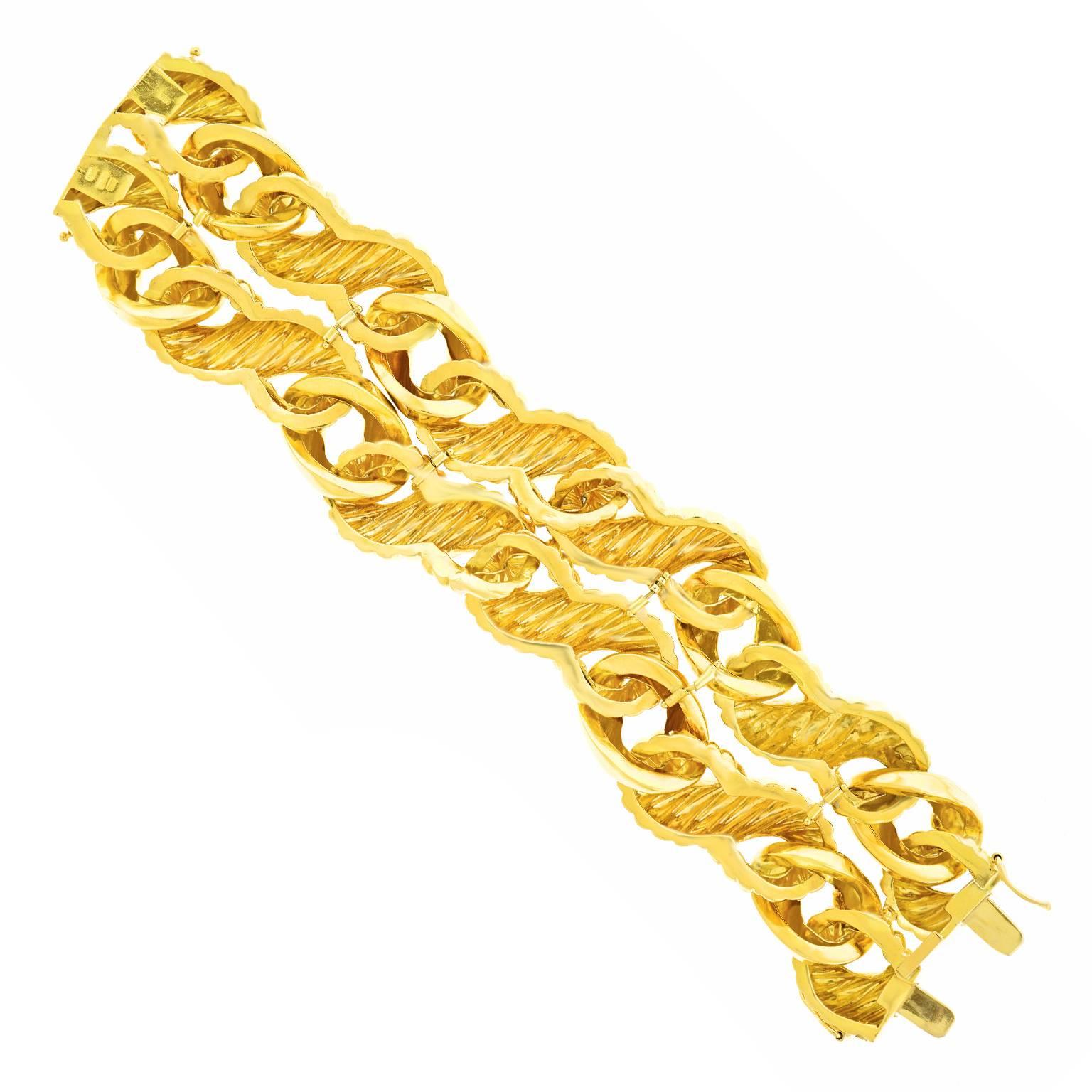 Fabulous 1970s Chunky Italian Gold Bracelet 3