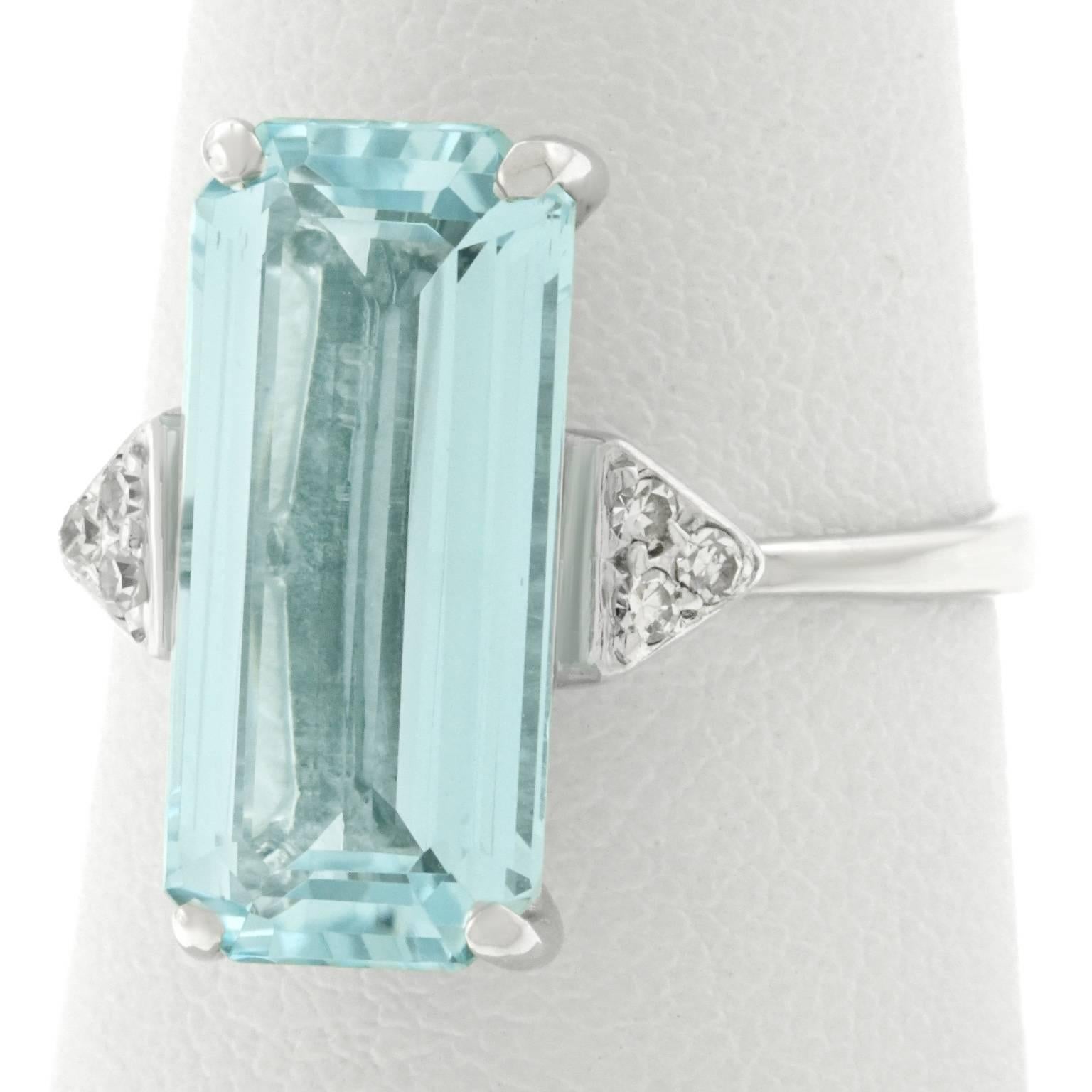 Art Deco Aquamarine Diamond Gold Ring 4