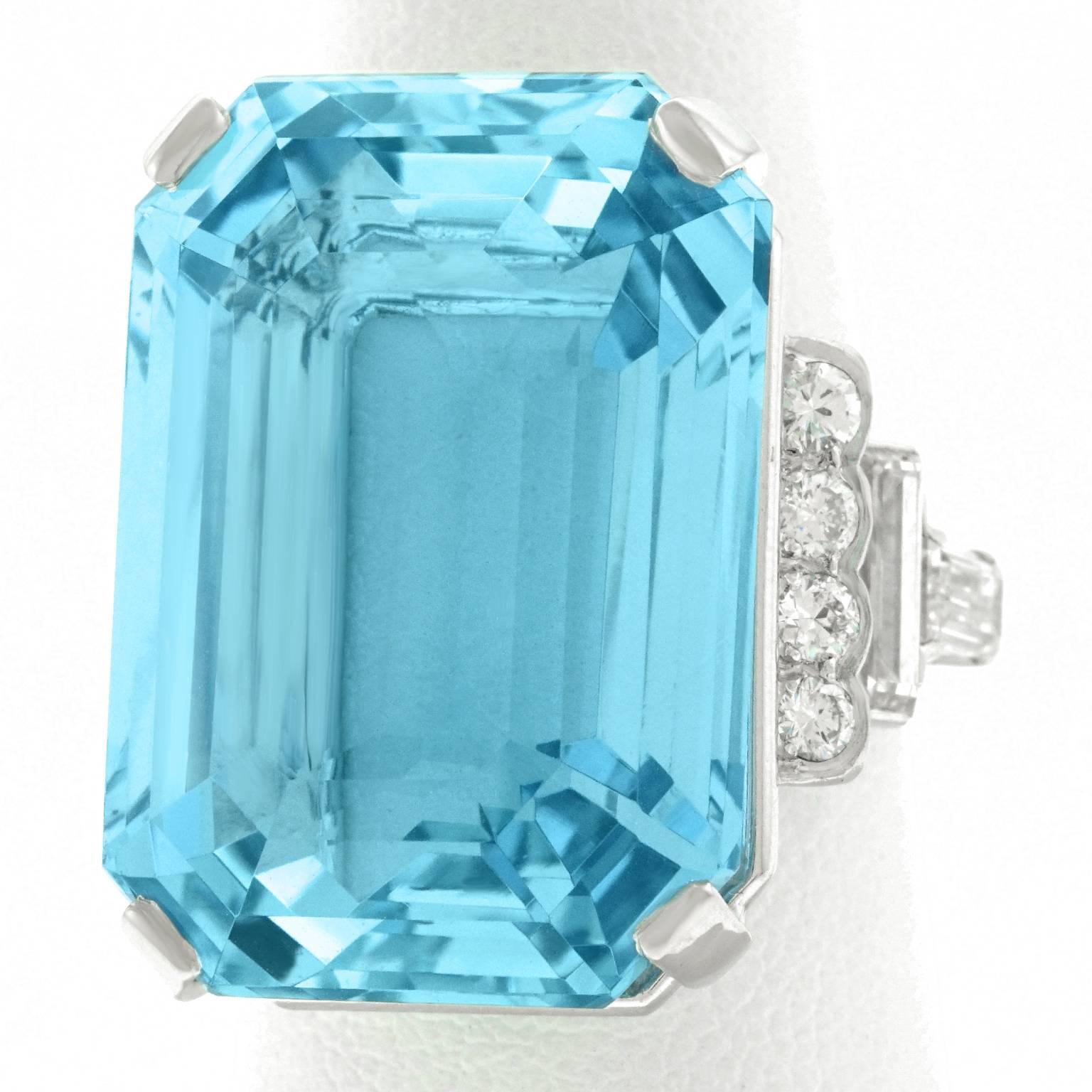 Incredible 40 Carat Aquamarine and Diamond-Set Platinum Ring 3