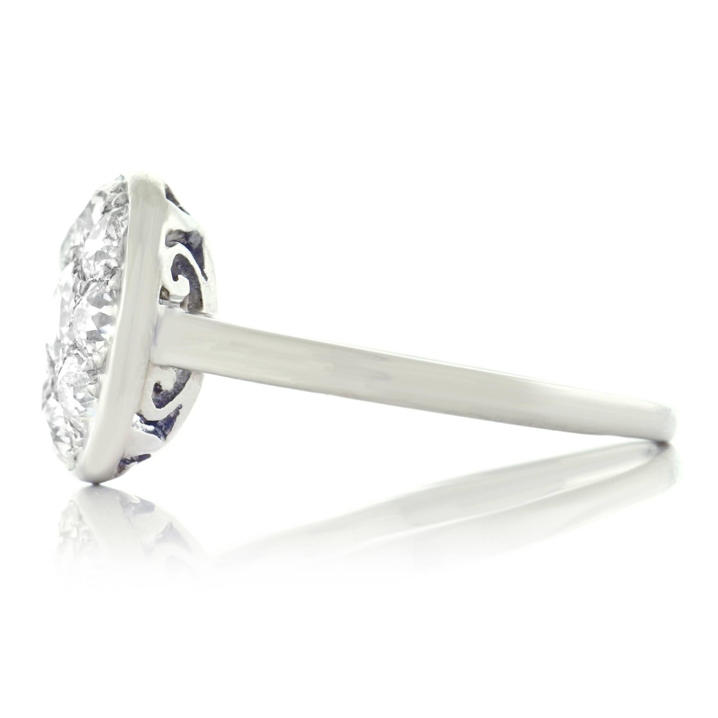 French Art Deco Diamond-Set Platinum Ring 3