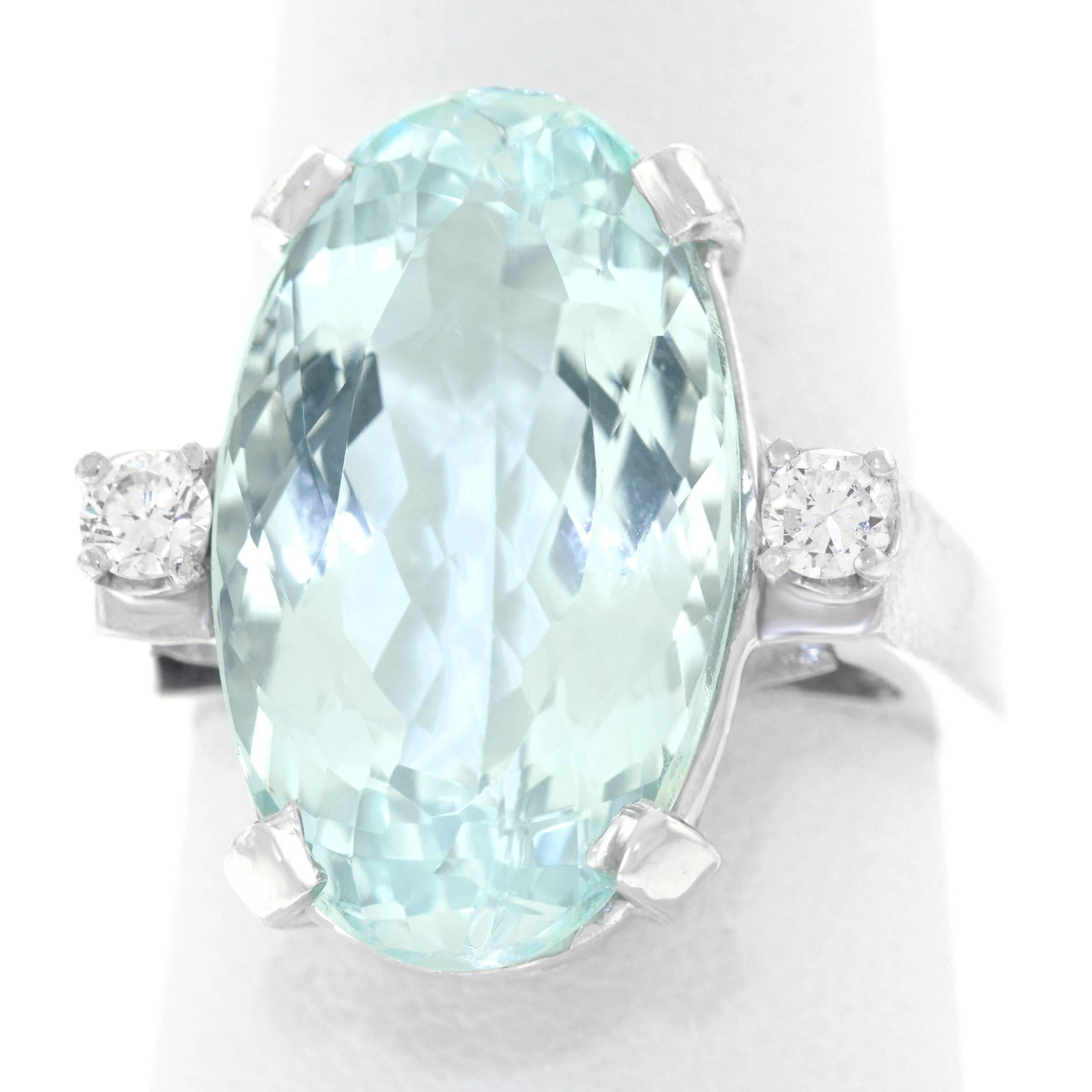 1950s Aquamarine and Diamond Gold Ring 4
