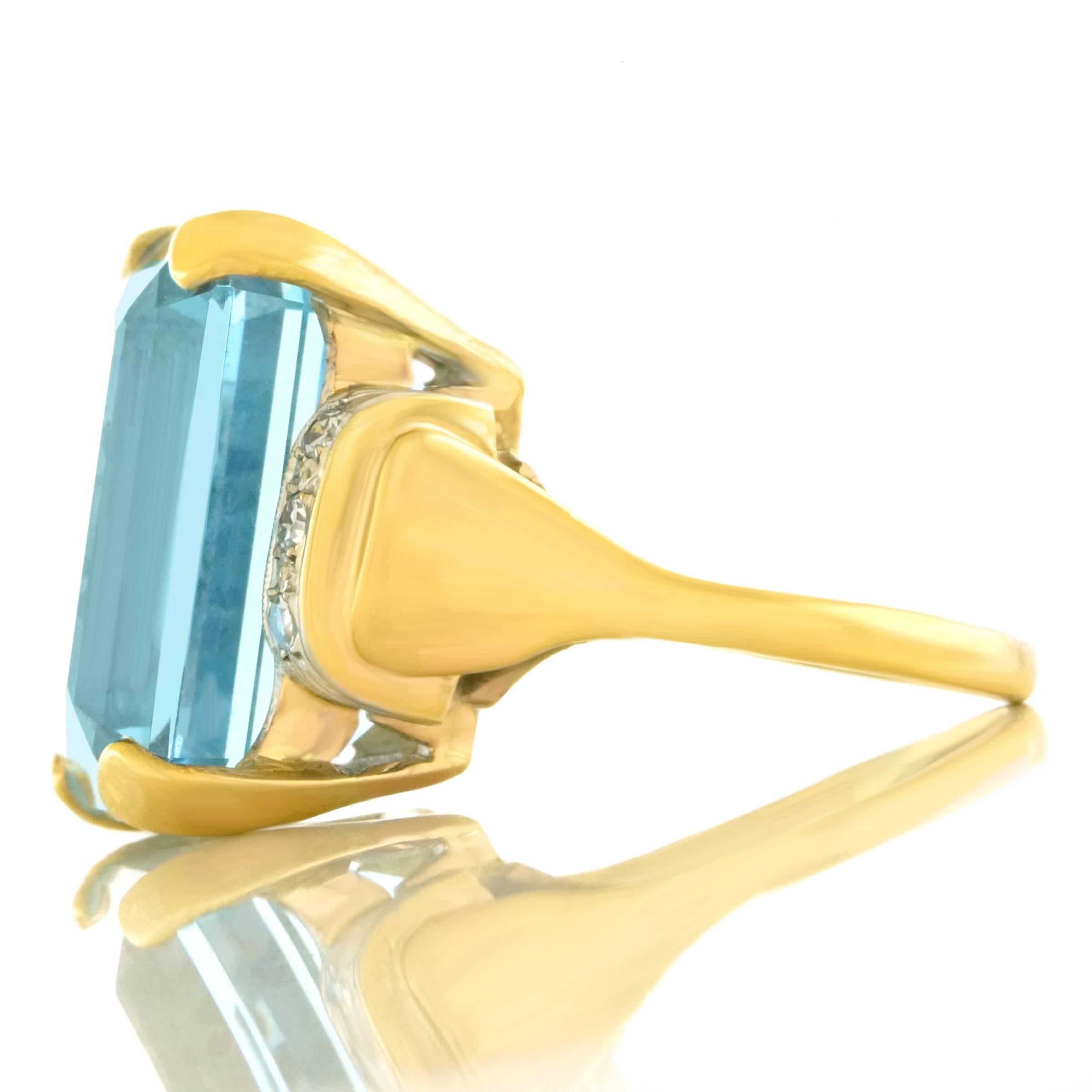 Art Deco Aquamarine and Diamond Ring 3