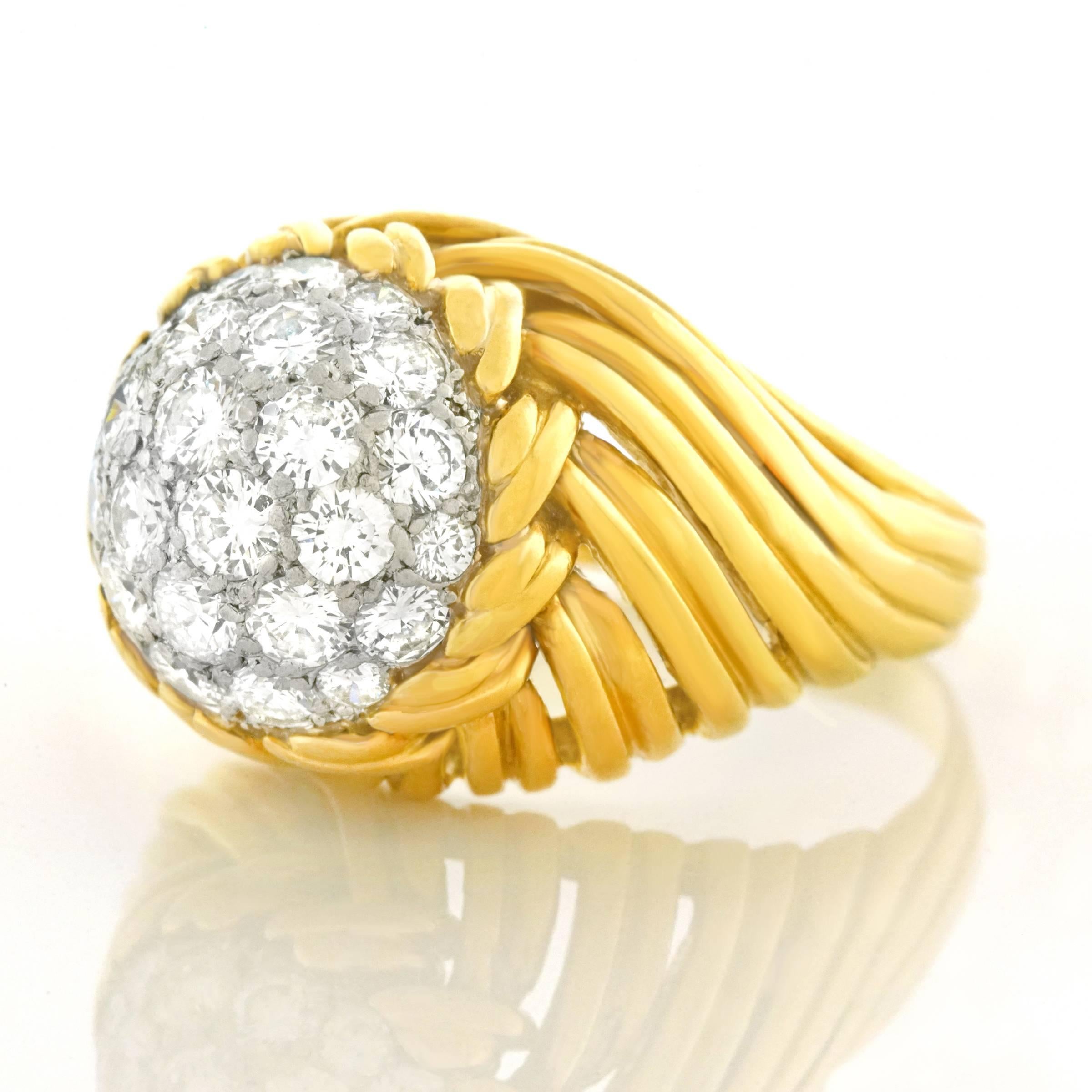 1960s Van Cleef & Arpels Diamond and Gold Ring 3