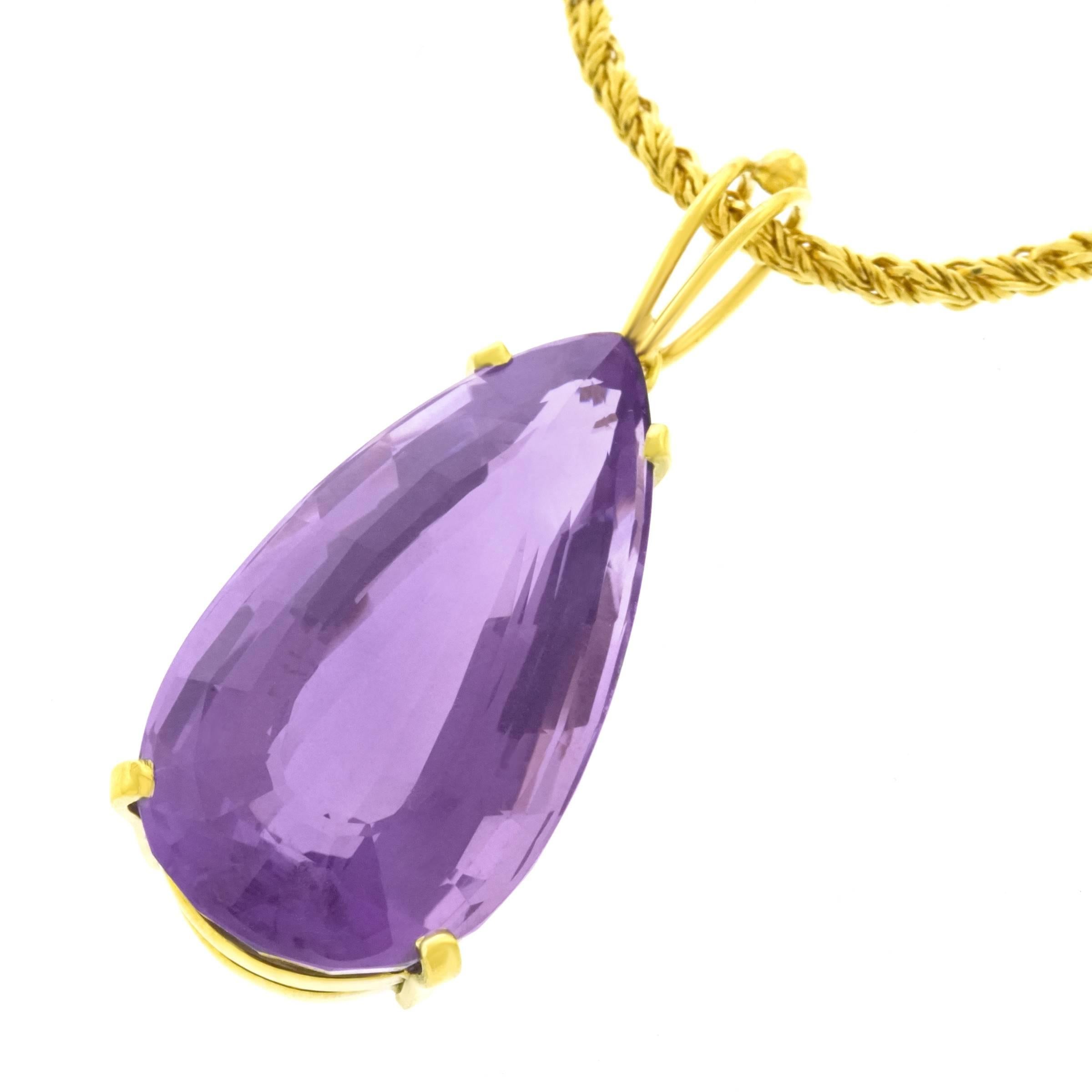 35 Carat Amethyst in Gold Pendant In Excellent Condition In Litchfield, CT