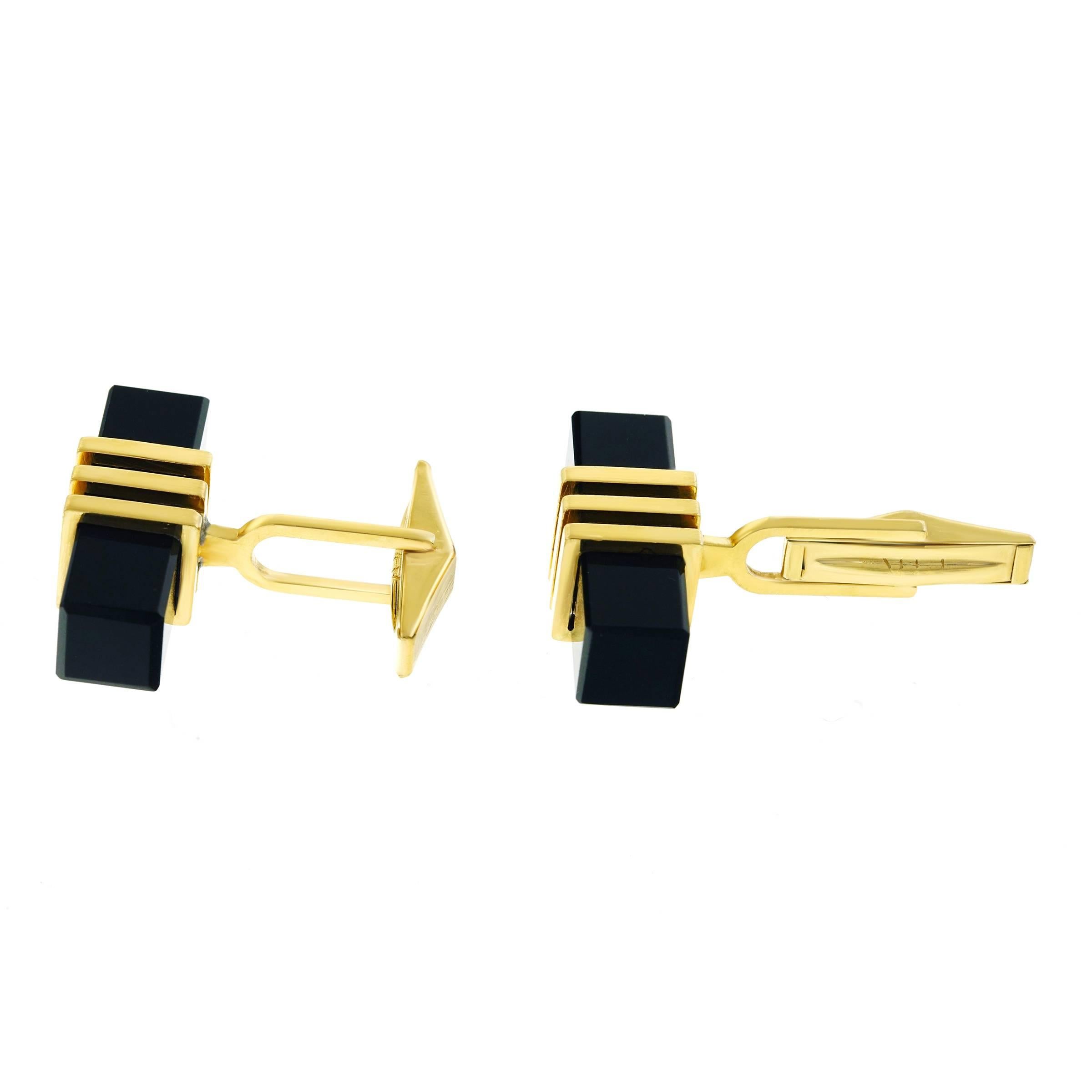 Women's or Men's 1950s Onyx and Gold Cufflinks