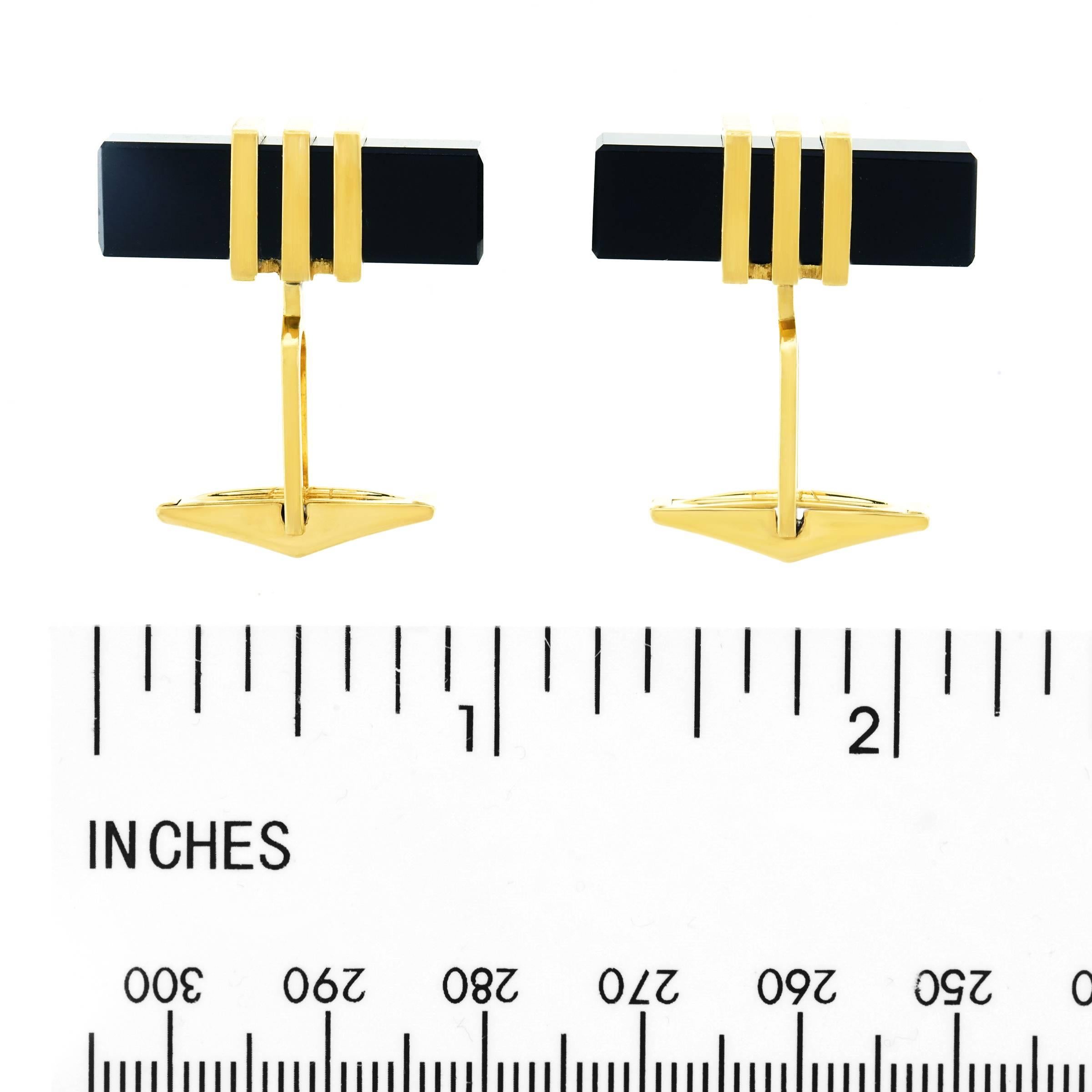 1950s Onyx and Gold Cufflinks 2