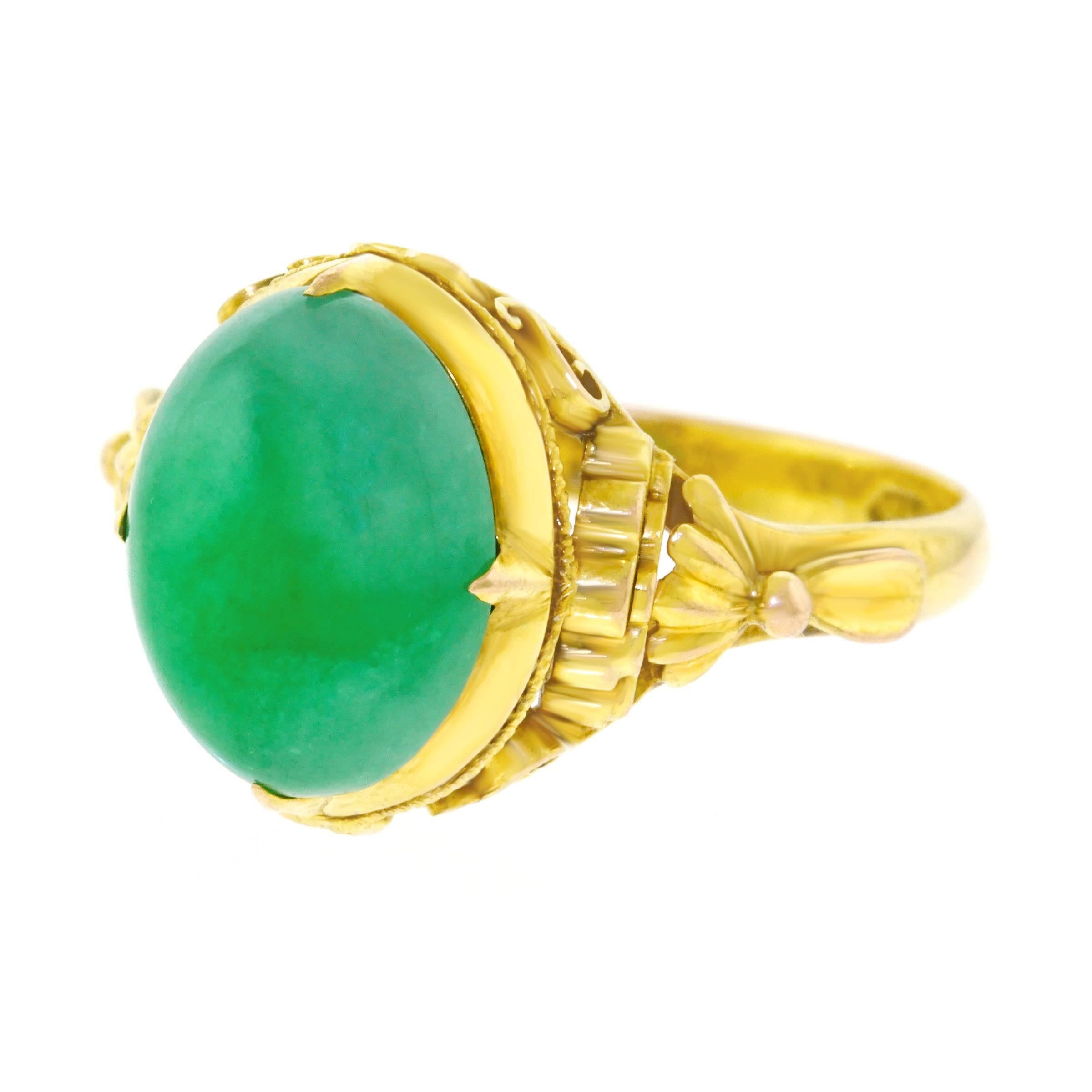 Antique Peranakan Jade Set Gold Ring In Excellent Condition In Litchfield, CT