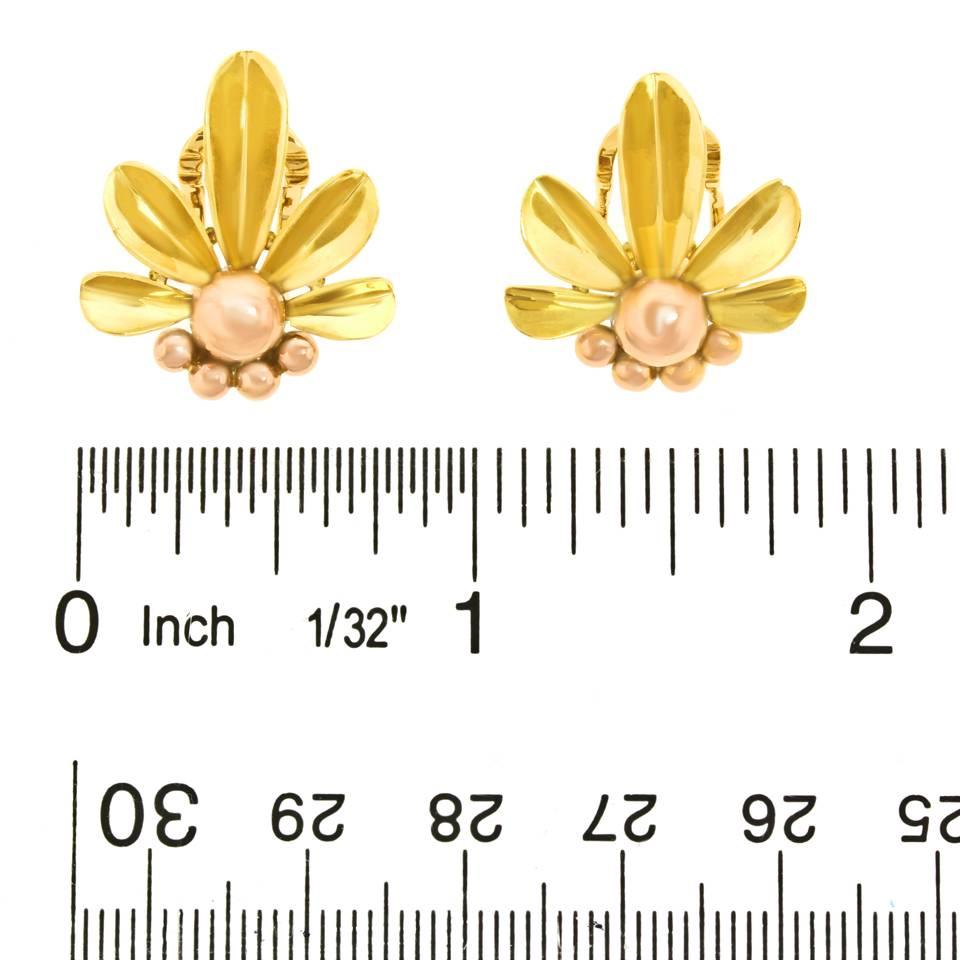 Art Deco Flower Power Gold Earrings 3