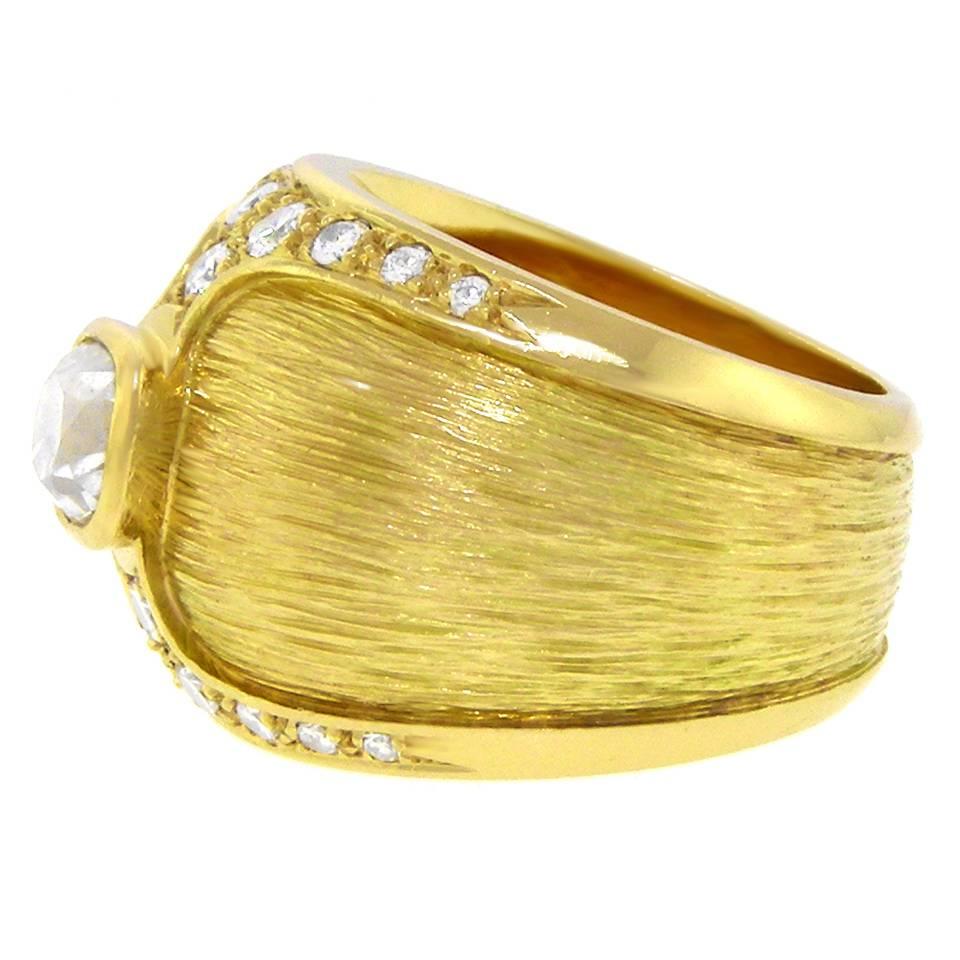 Women's Paul Binder Elegant Swiss Modernist Diamond-Set Gold Ring