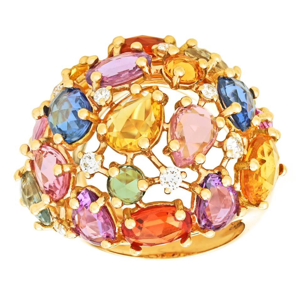 Colorful 12.0 Carat Total Weight Sapphire and Gold Ring 3