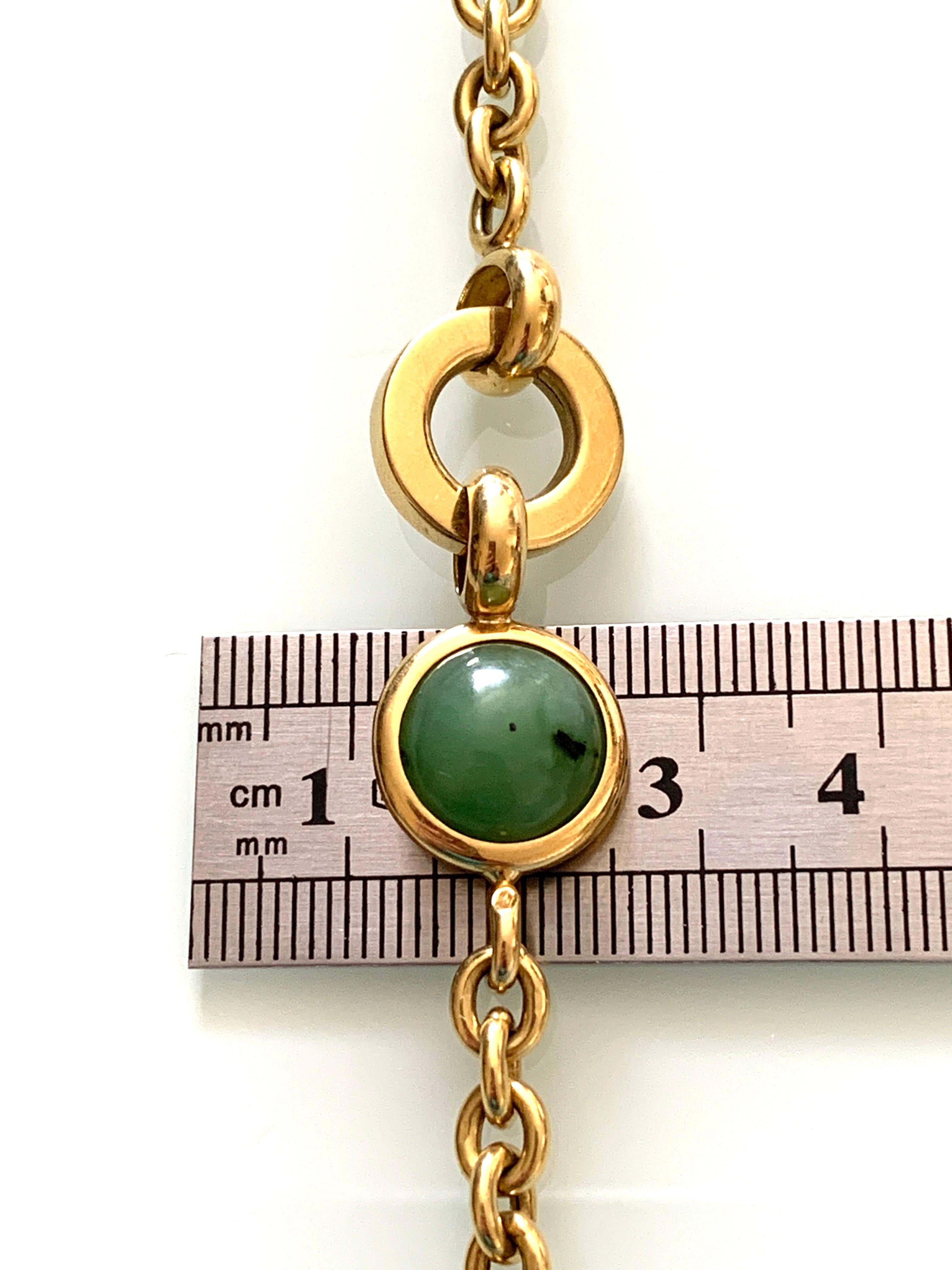 Bracelet français en or 18ct et jade en vente 11