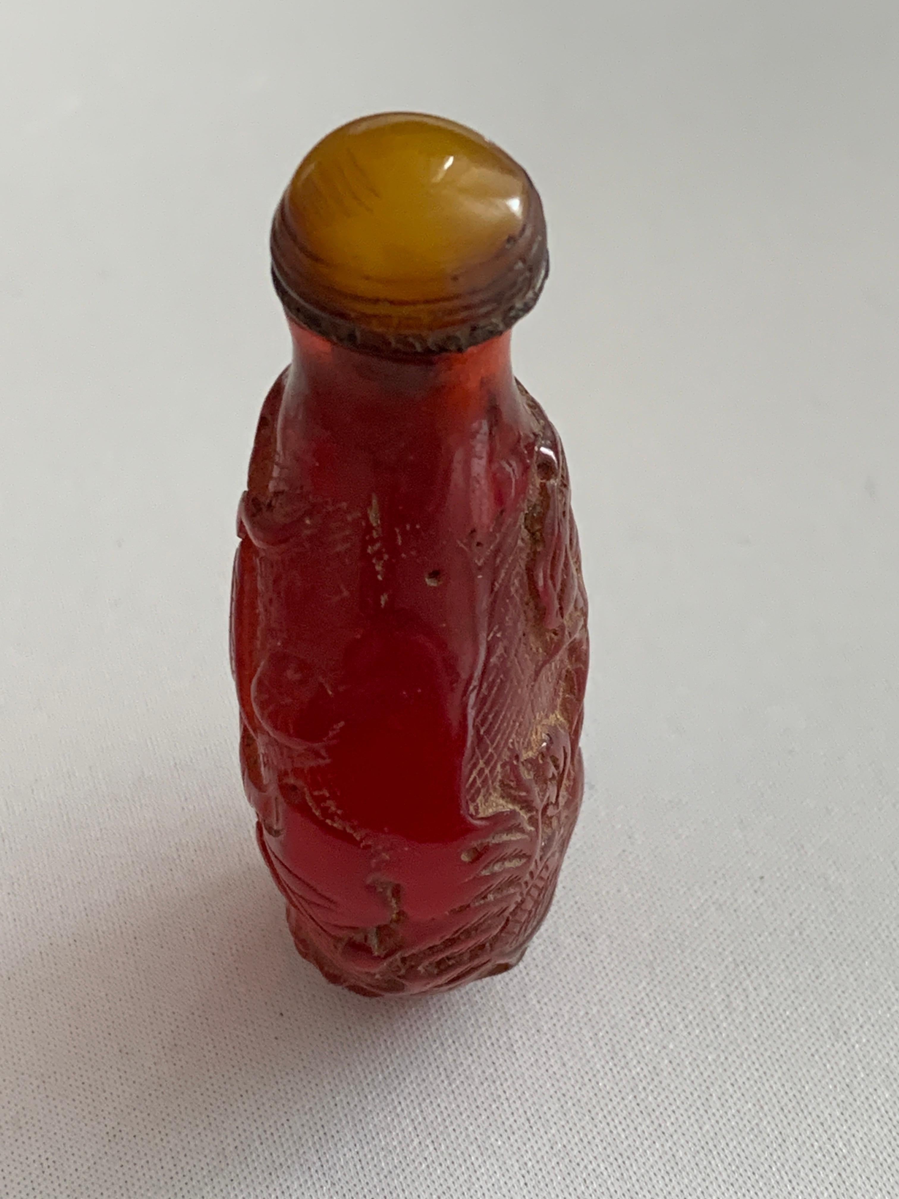 da uomo o donna Bottiglia di profumo cinese Bakerlite rossa in vendita