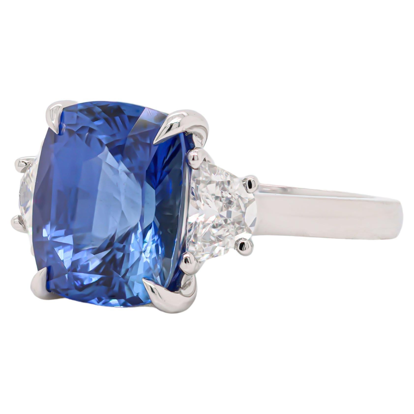 Certified 7.75 Carat Sapphire Cushion Cut Three-Stone Ring In New Condition For Sale In LA, CA
