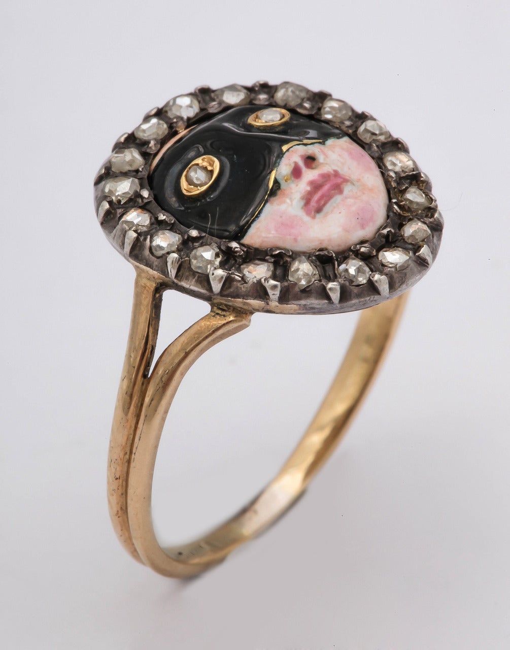 Women's or Men's Rare Enamel Diamond 18k Gold Masked Lady Ring, circa 1800