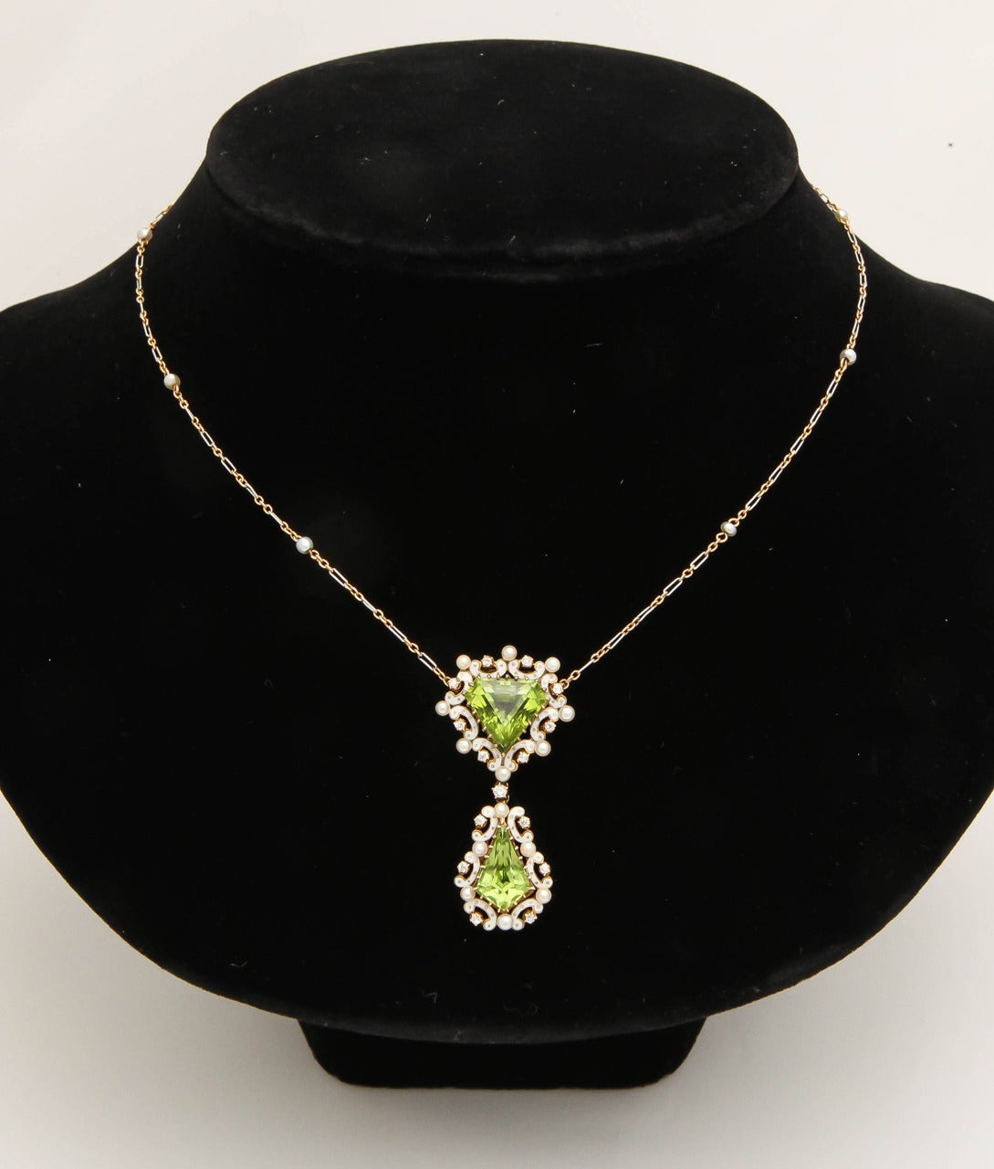 Edwardian Enamel Peridot Pearl Diamond Gold Drop Necklace, circa 1910 For Sale 5