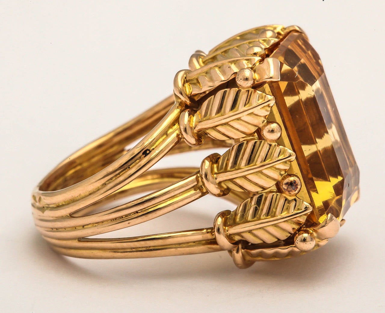 1970er Jahre Französisch Citrin 18k Gold Cocktail-Ring, Paris (Klassisch-römisch)