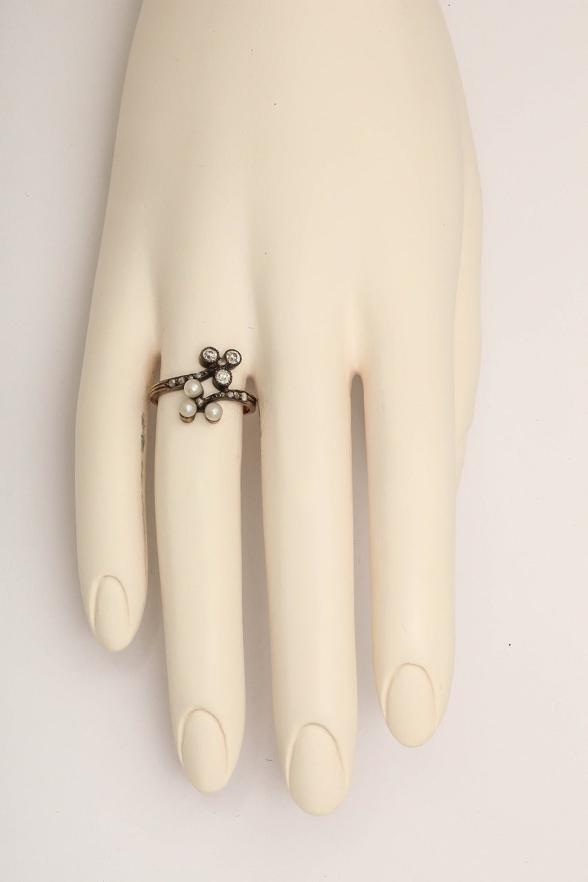 Women's 1880s English Pearl Diamond 18k Gold Double Trefoil Ring