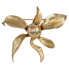 1961 Vintage Grosse Gold Tone Floral Leaf Pin Brooch