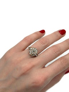 Bague victorienne en or 18 carats sertie d'un groupe de diamants taille « Old Mine »