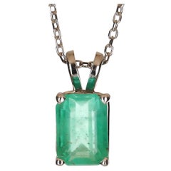 Colgante de oro de 1,80 quilates, talla esmeralda verde real de 14 quilates, solitario clásico
