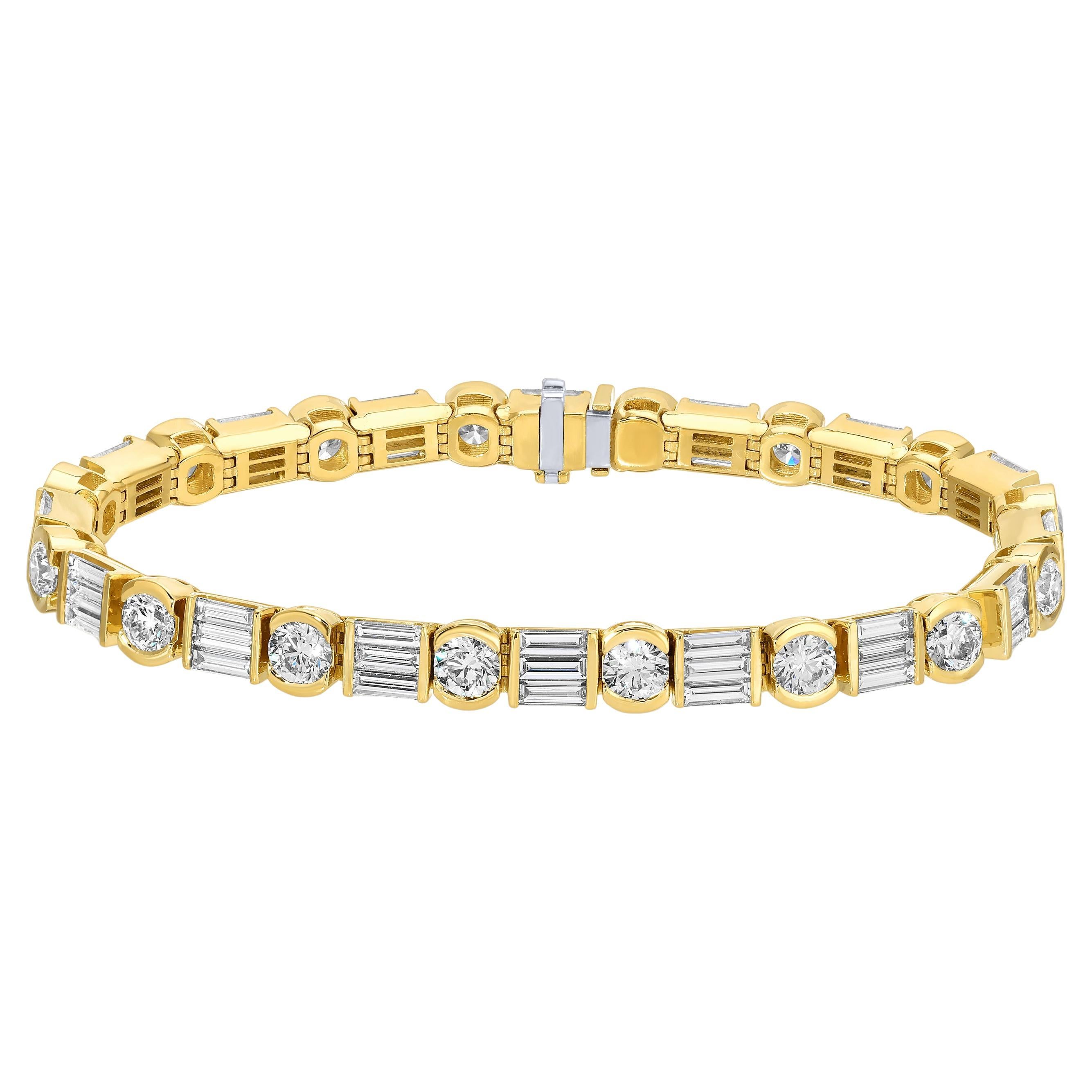 Retro Diamond Bracelet 10.9 Carats 64 Diamonds 18K Yellow Gold