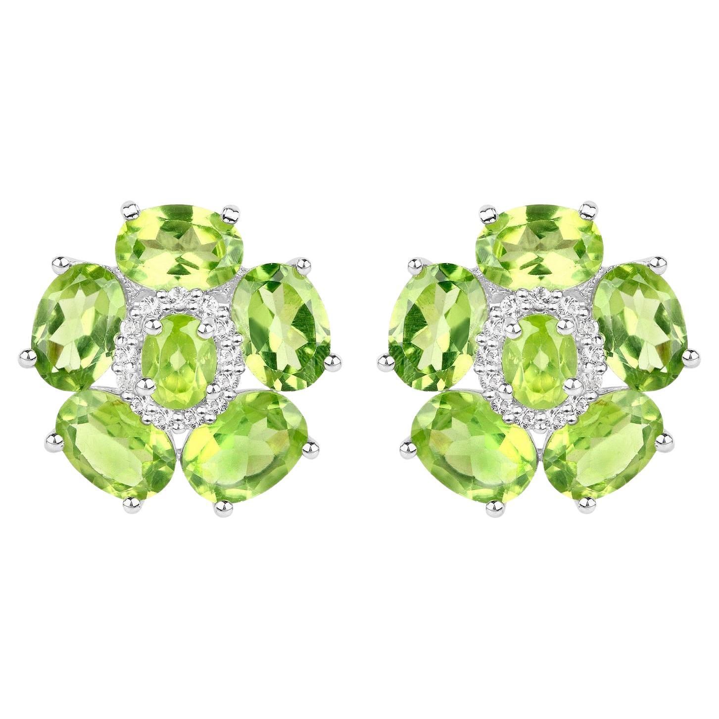 Orecchini floreali in peridoto naturale e topazio bianco 9,3 carati in vendita