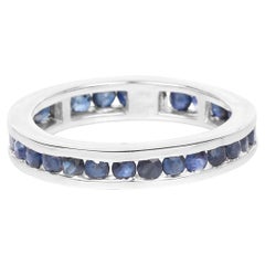 Anello con zaffiro blu da 1.98 carati in argento sterling