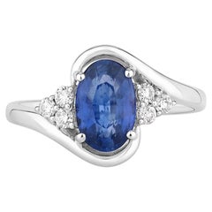 Blue Sapphire Ring With Diamonds 2.04 Carats 18K White Gold