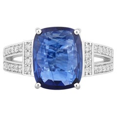 Blue Sapphire Ring With Diamonds 3.4 Carats 18K White Gold